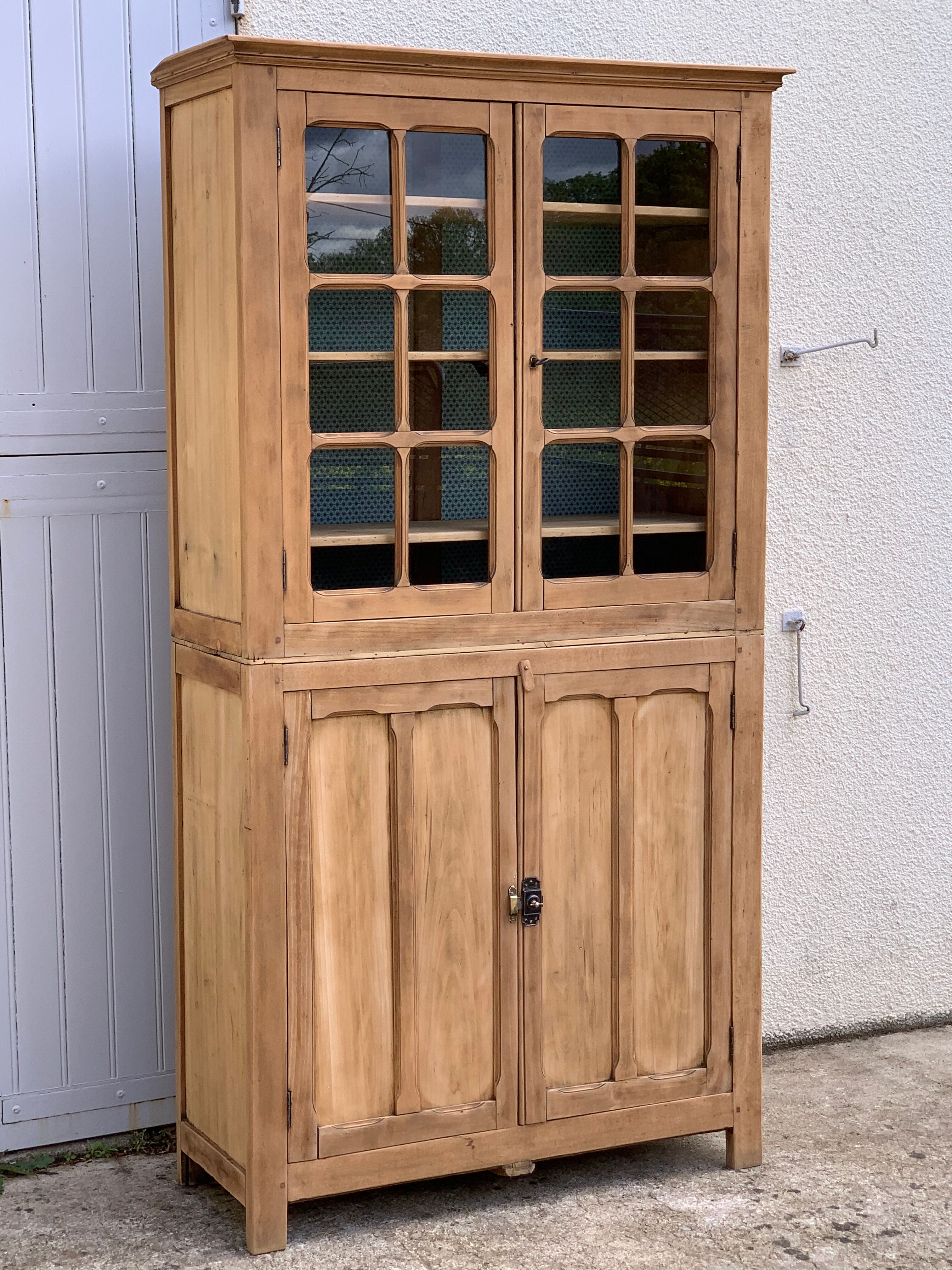 Parisian buffet glazed raw wood