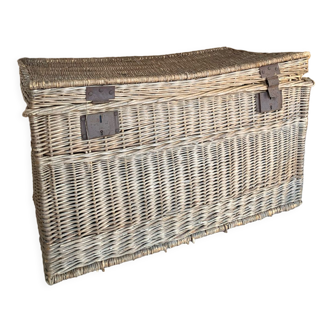 Old trunk