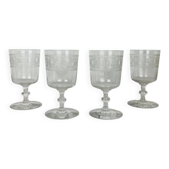 4 verres à vin Baccarat modèle Chanel gravure 3458