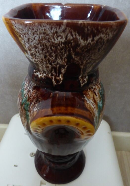Slurry style vase