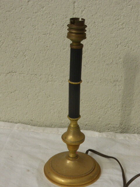 Lampe de table de style empire en metal et laiton forme de colonne ancienne