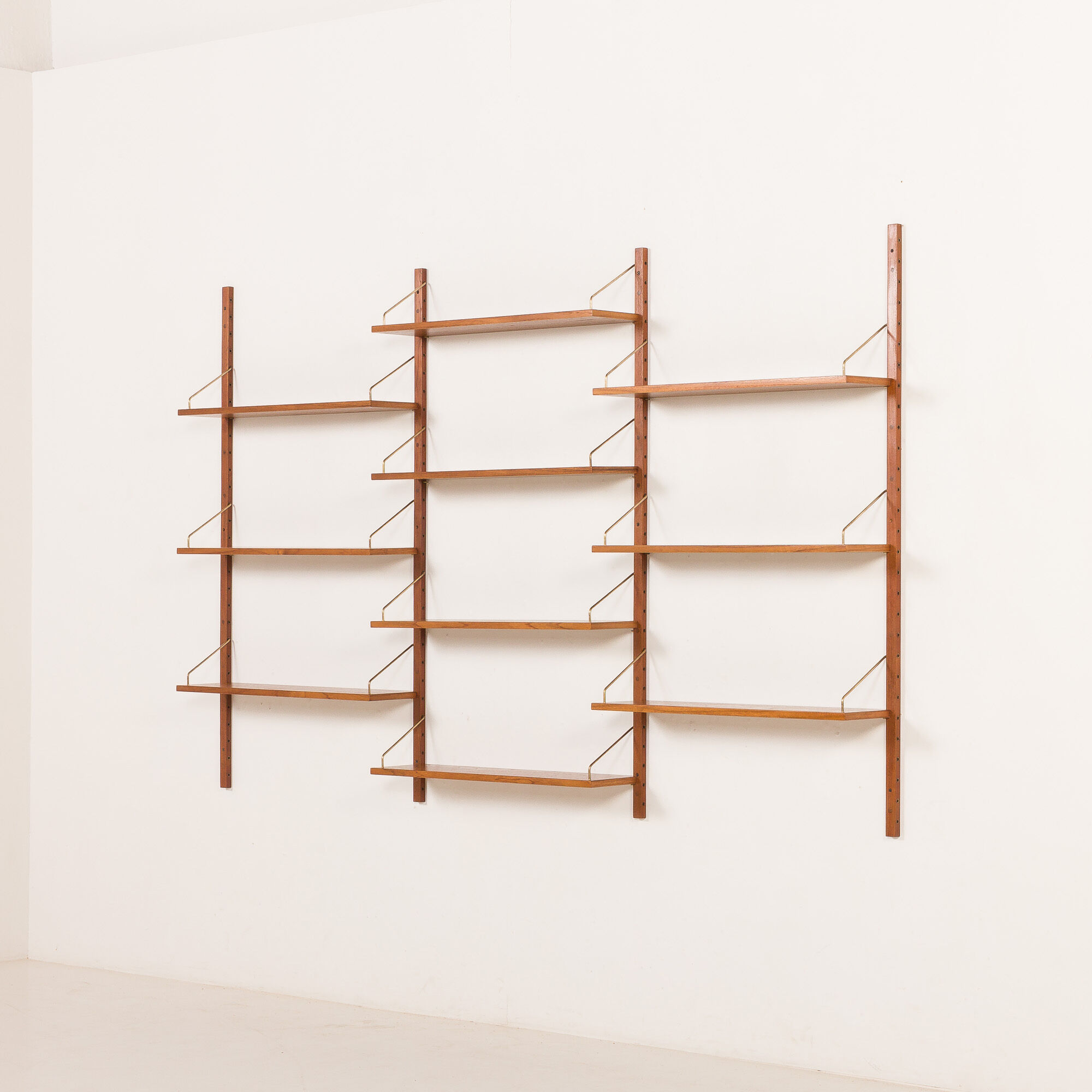 Danish mid century teak shelving unit, 1960s