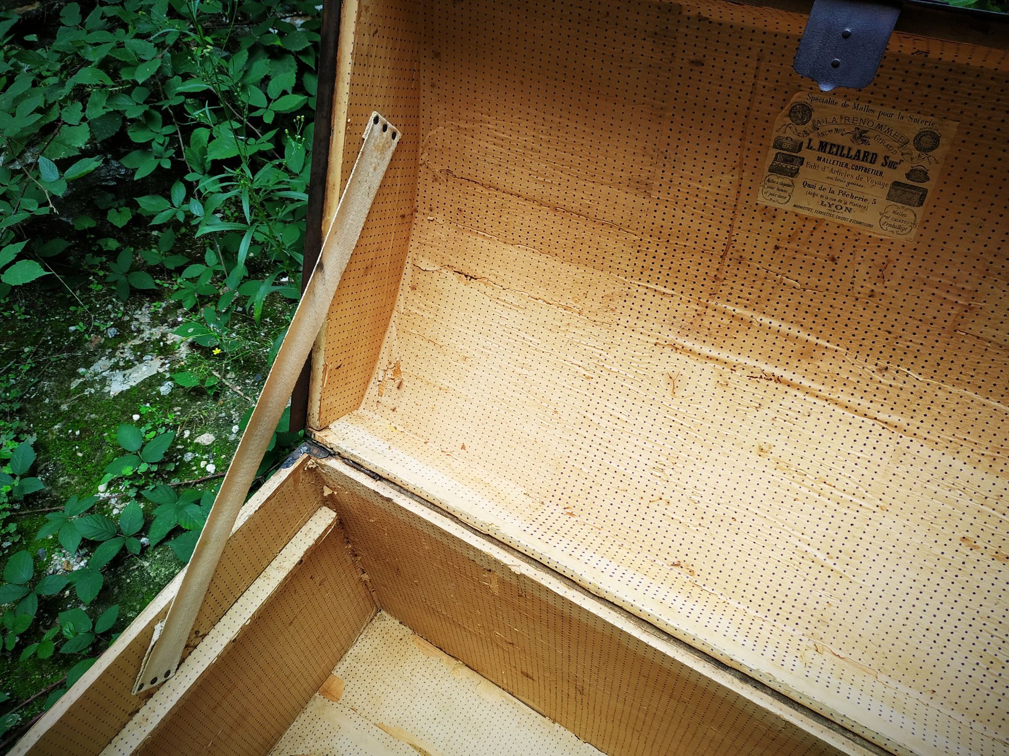 Bulging trunk late nineteenth, L. Meillard, Lyon