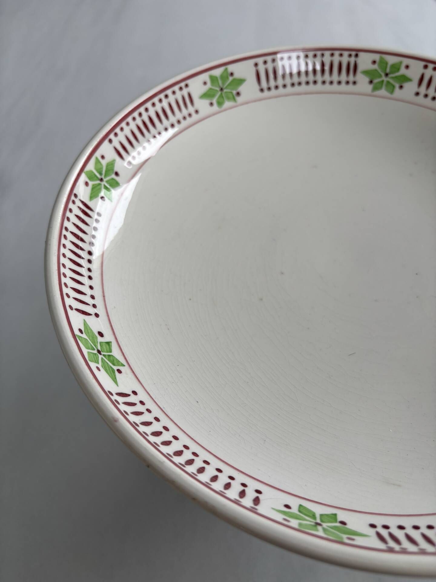 Footed compote Digoin Sarreguemines Pise, vintage earthenware