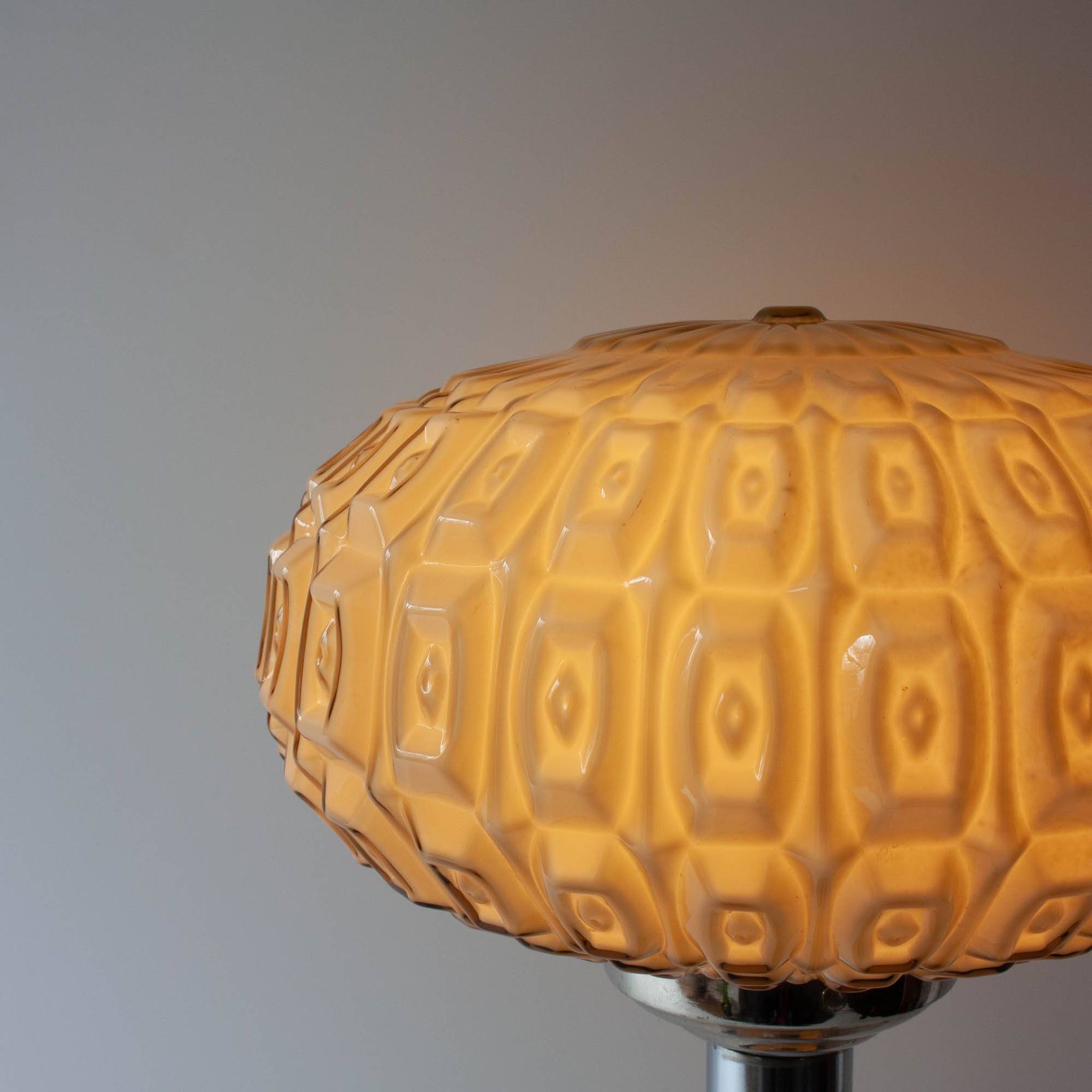 1940s Portuguese Art Deco Table Lamp with Gray Opaline Shade