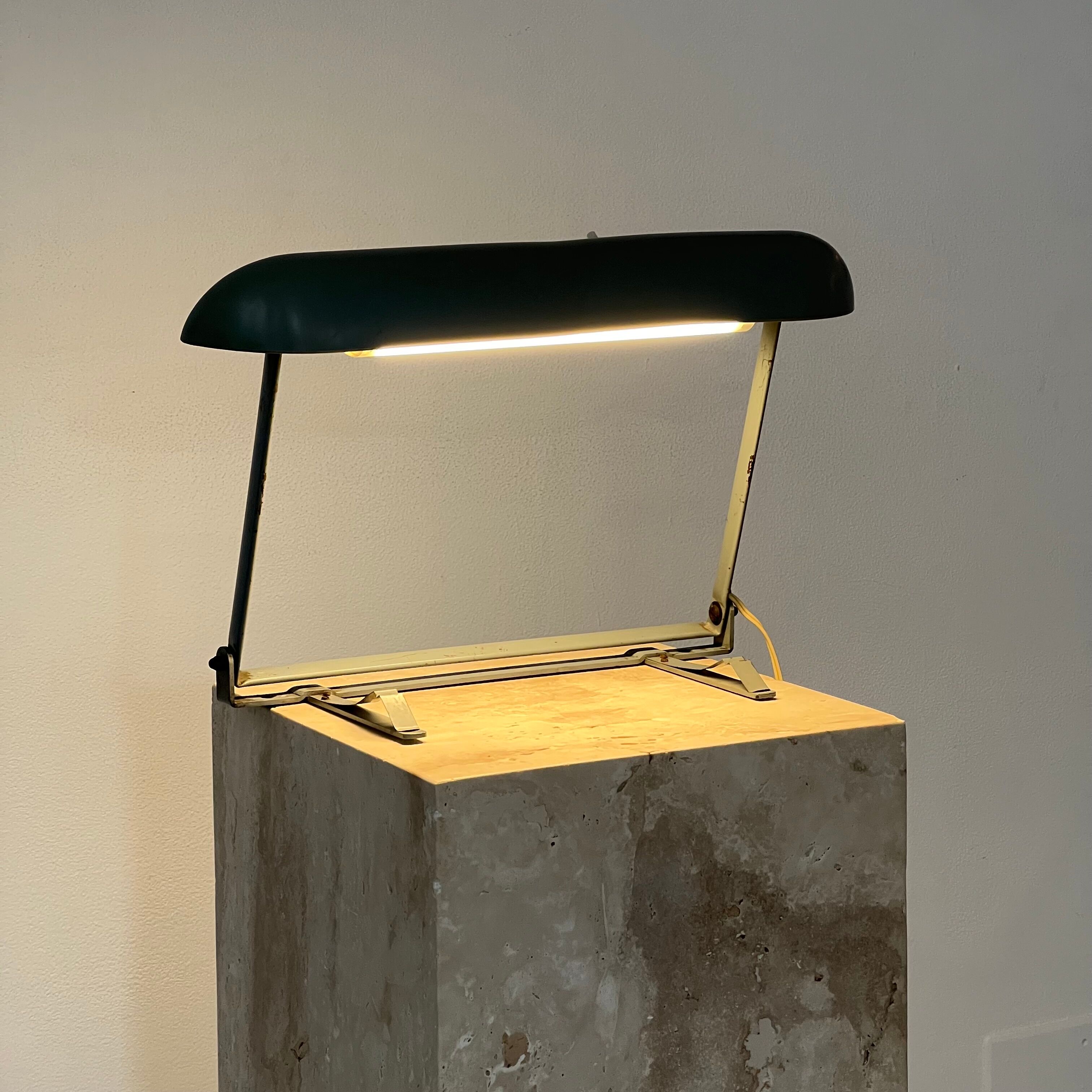 Philips workshop lamp 50s