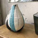 Vase en terre craquelée artisanal