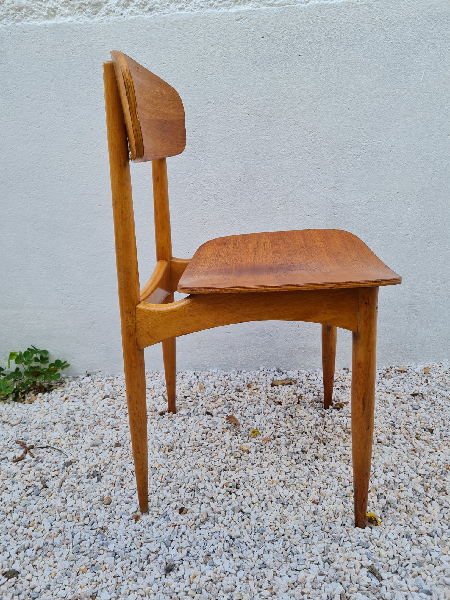 Scandinavian chair Stella