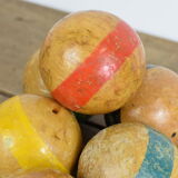 Set of 6 wooden balls.