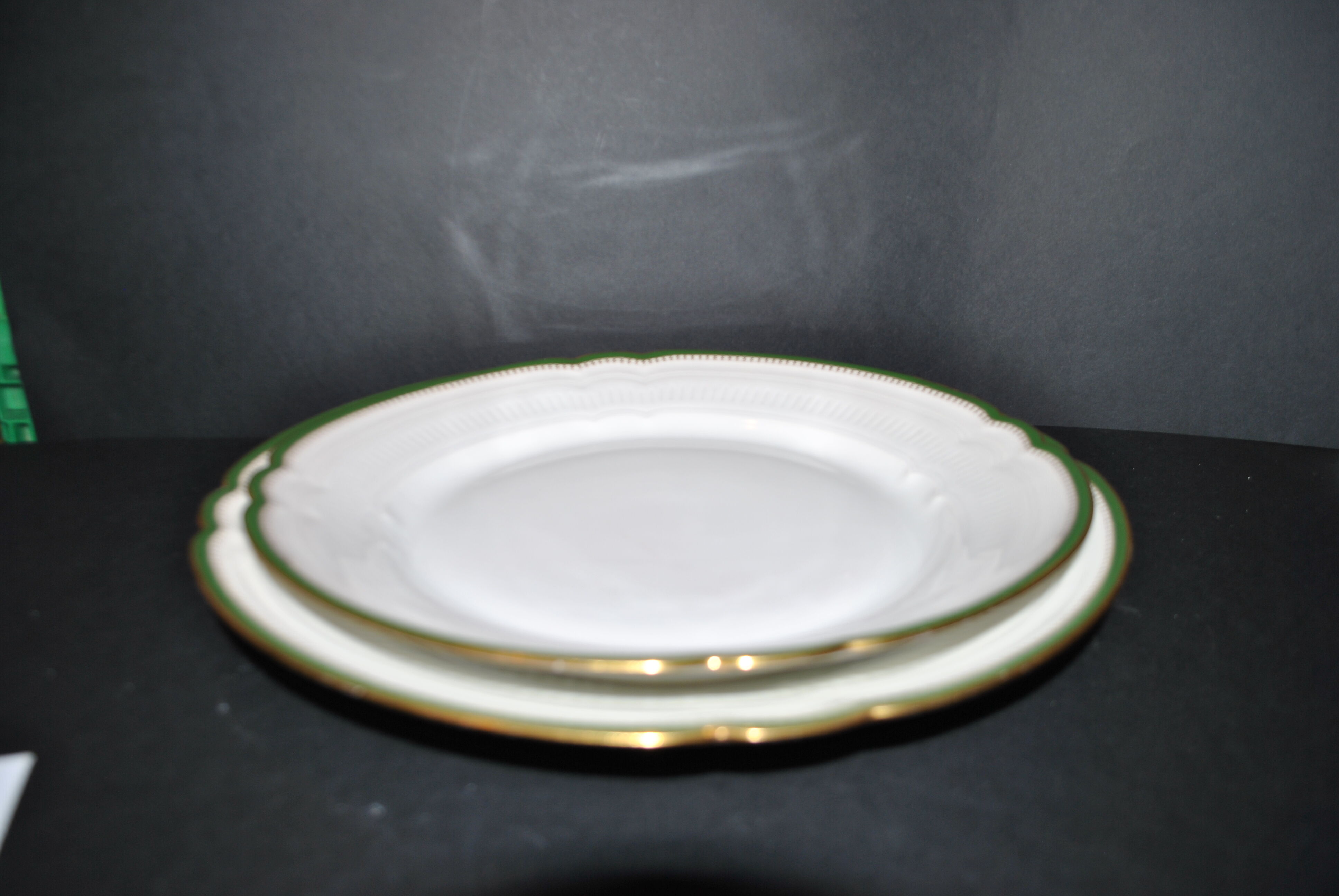 LIMOGES 2 round dishes antique chantournés in Green Gold edging porcelain "Aux Lions de Faïence Paris"