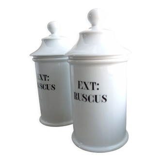 Porcelain medicine jars