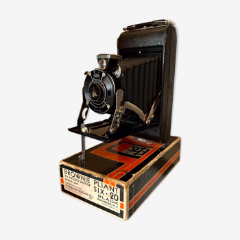 Appareil photo à soufflet Kodak, Brownie pliant Six.20, circa 1930