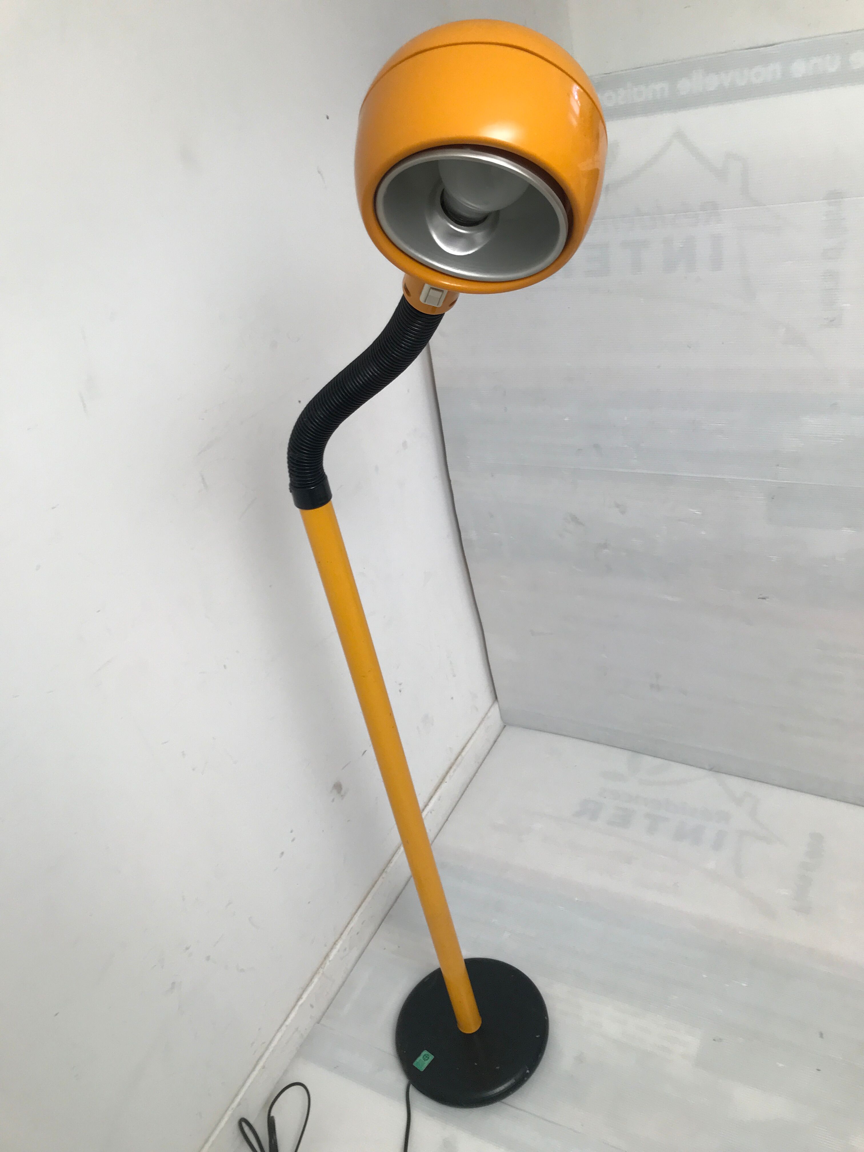 Yellow gooseneck floor lamp 50s-60s