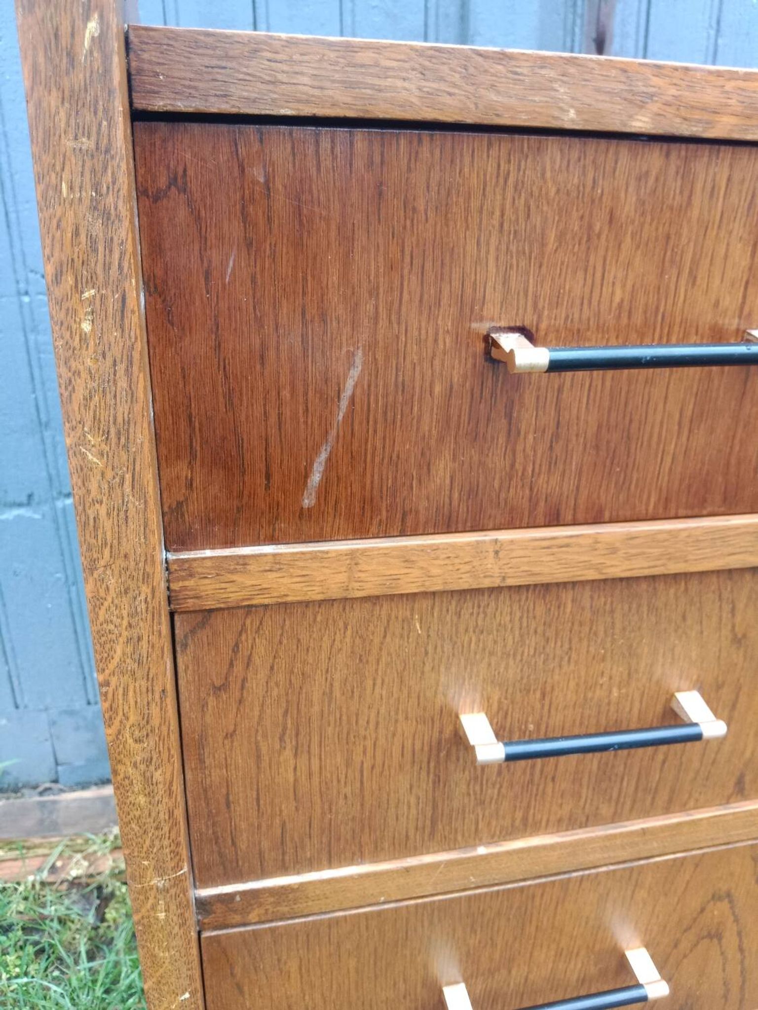 Commode vintage pieds compas
