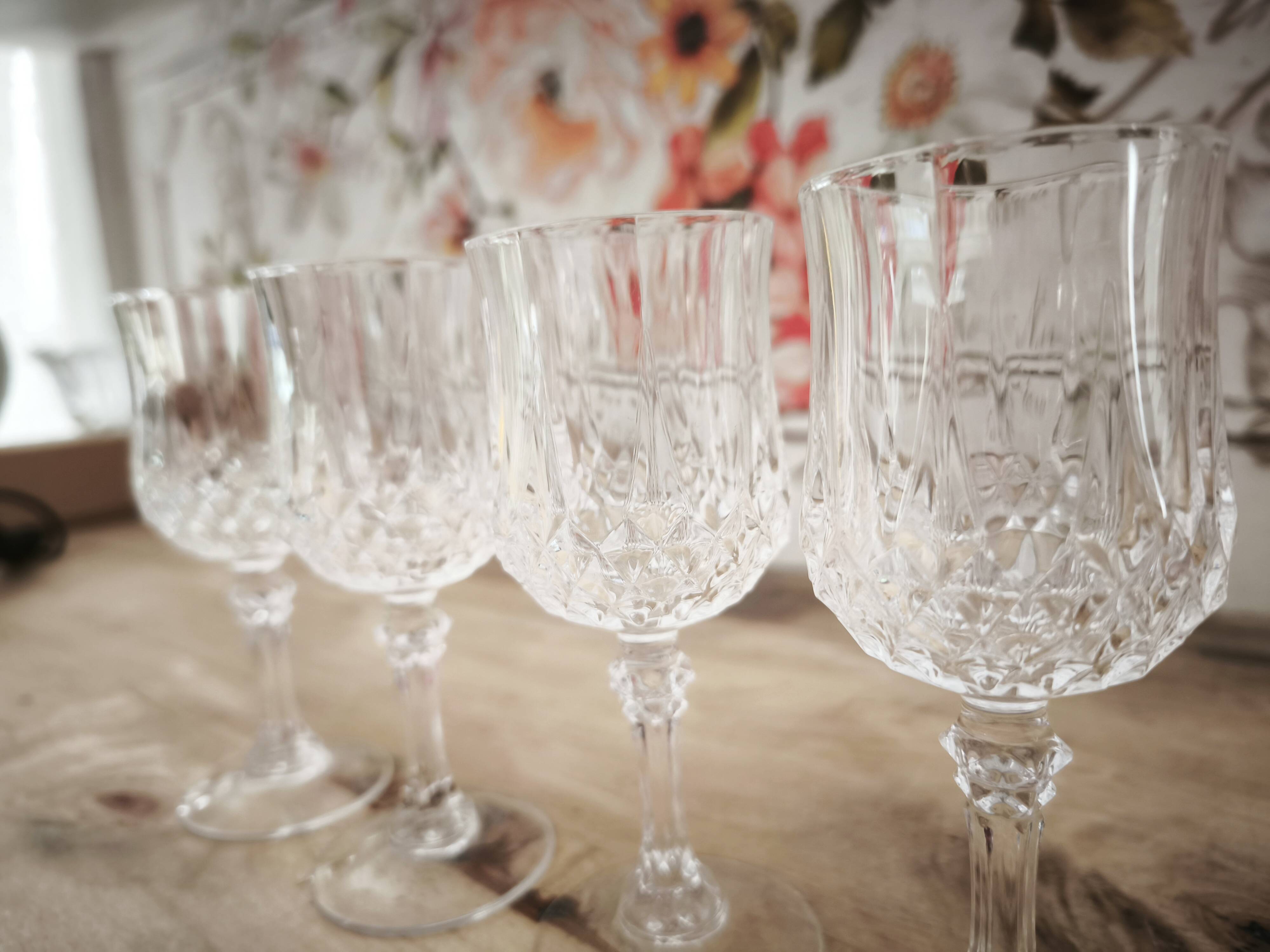 Set of 4 Cristal d'Arques Longchamp stemmed liqueur glasses