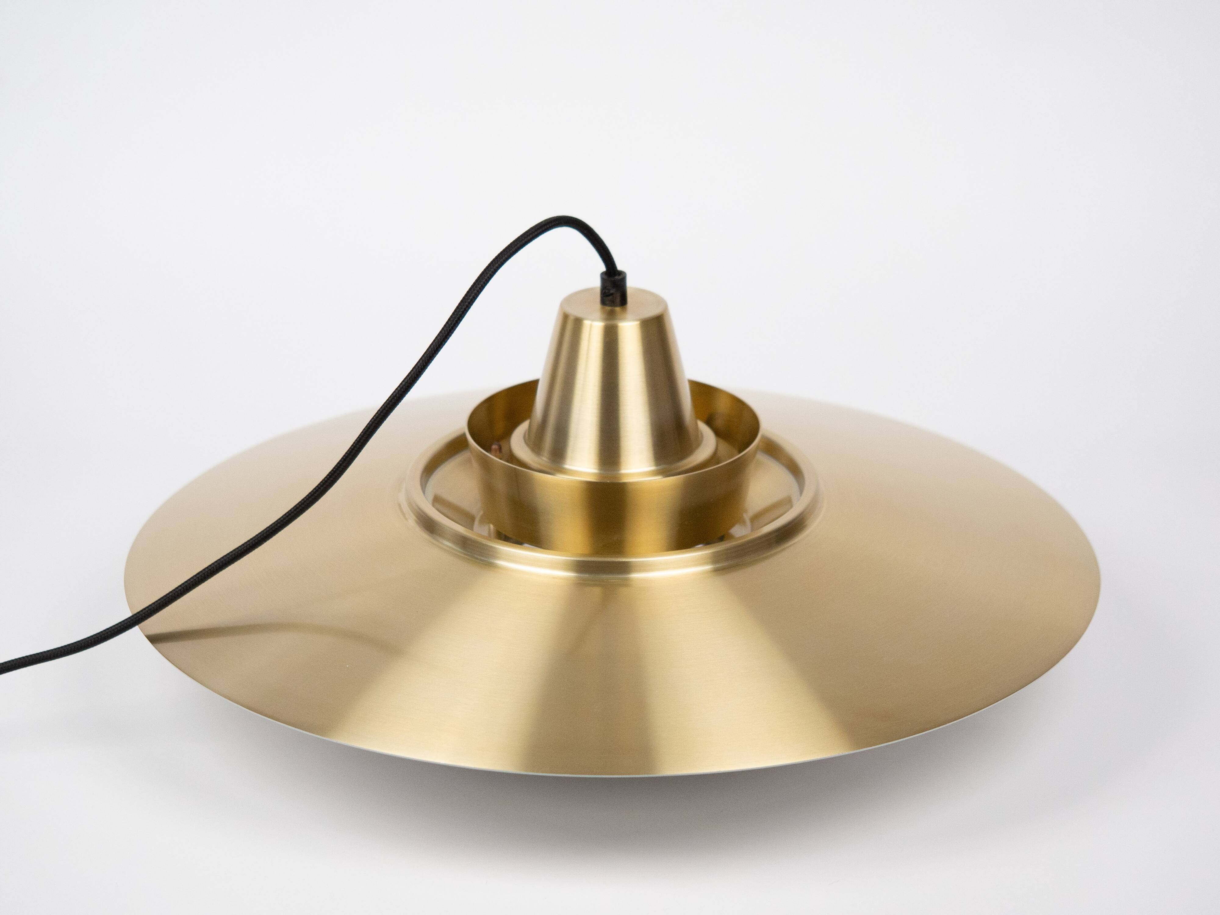 Danish vintage pendant lamp Superlight by David Mogensen, 1980s