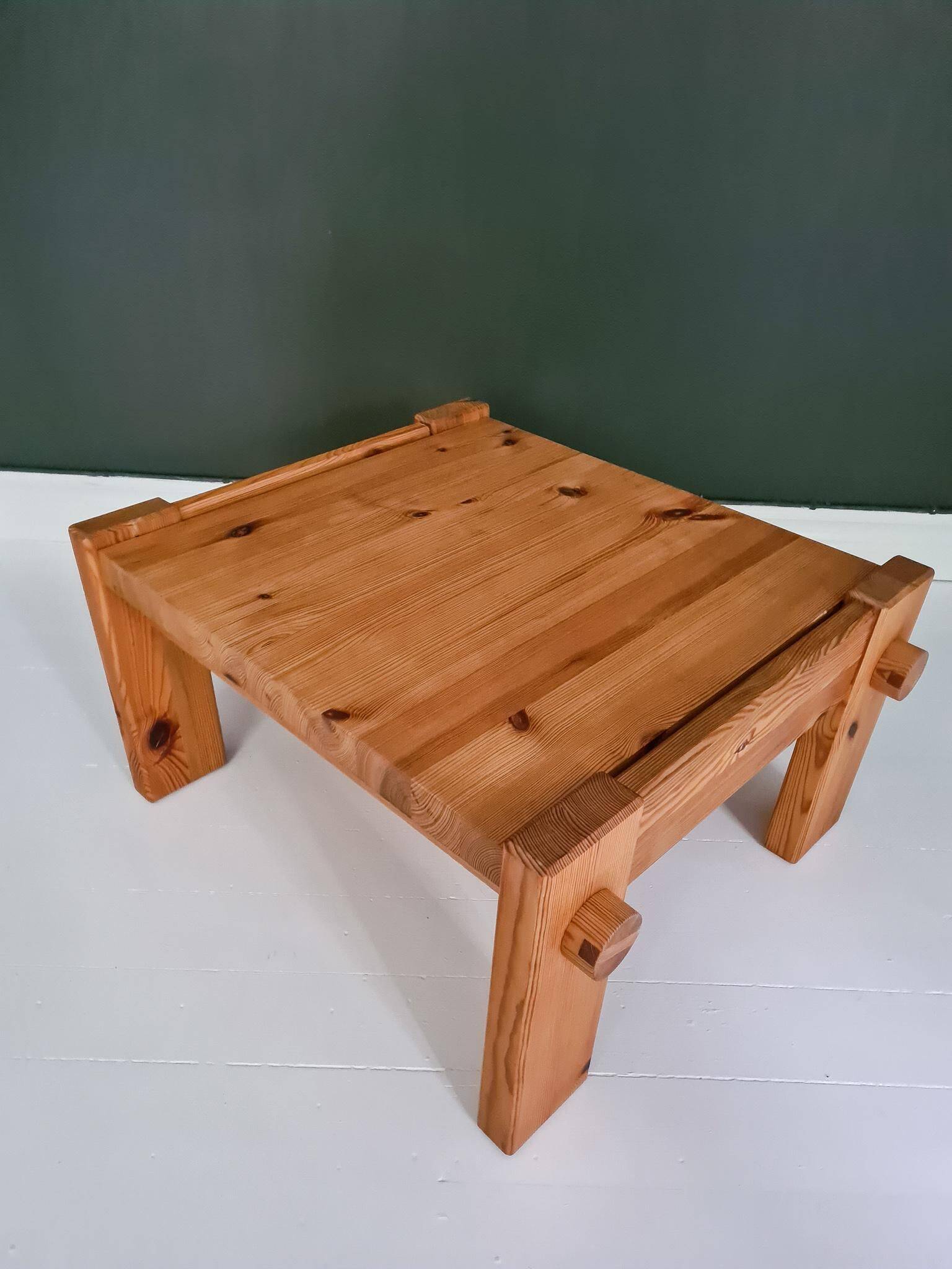 Modern Scandinavian coffee table in pine by Yngve Ekström