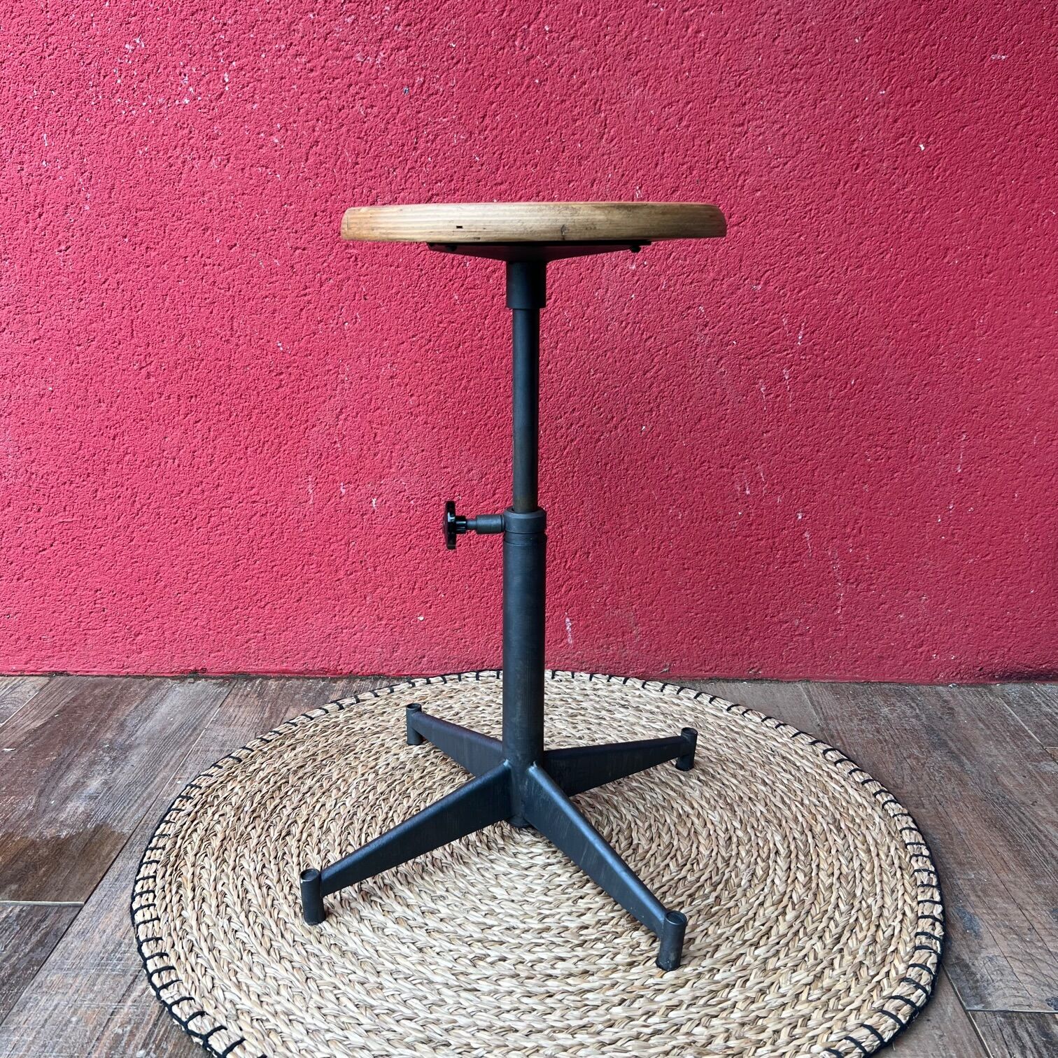 Adjustable industrial stool in metal & wood