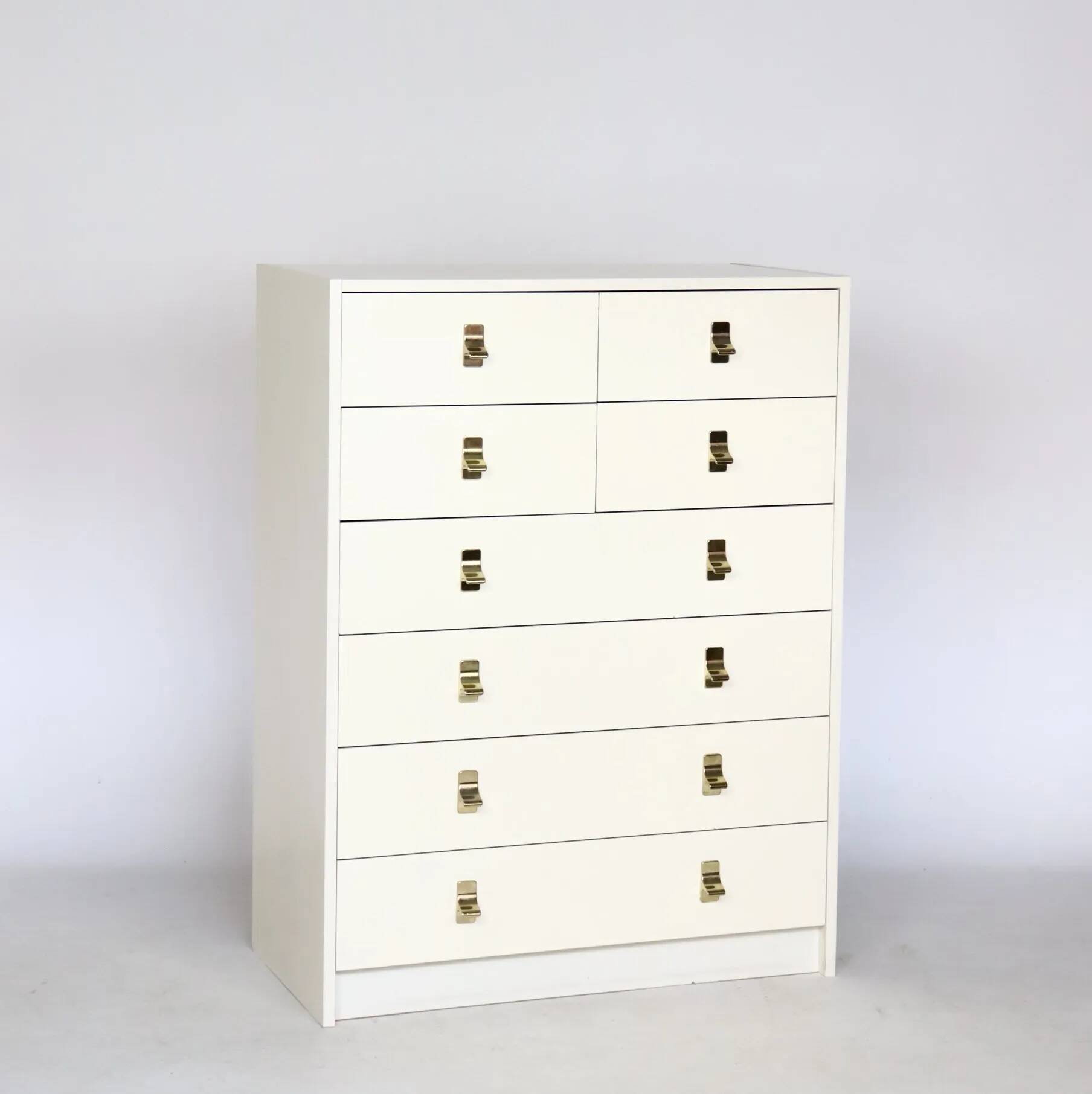 1970s eight-drawer chest of drawers