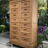 Armoire de notaire en chêne brut massif, 1920