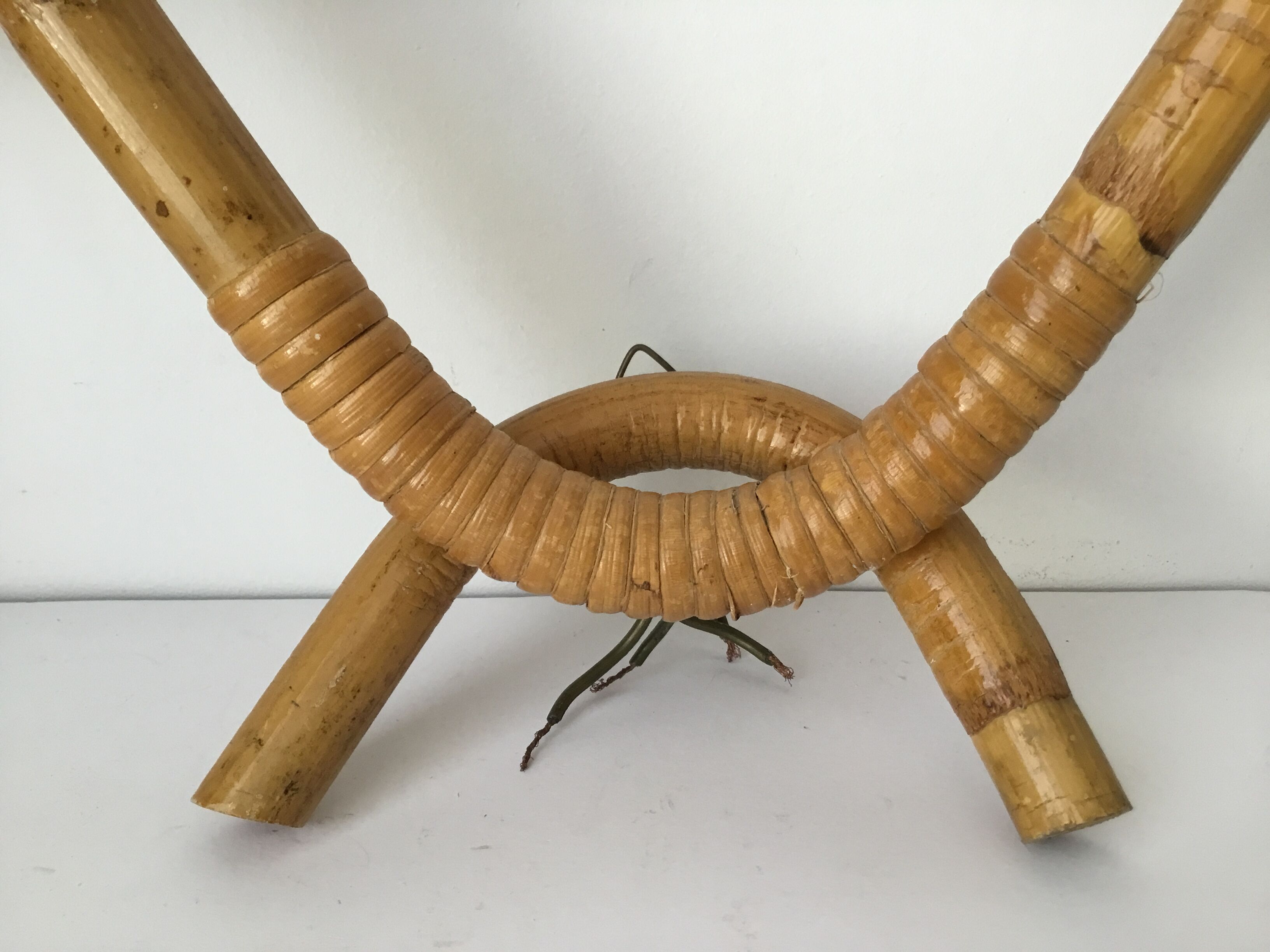 Double-branched rattan wall sconce