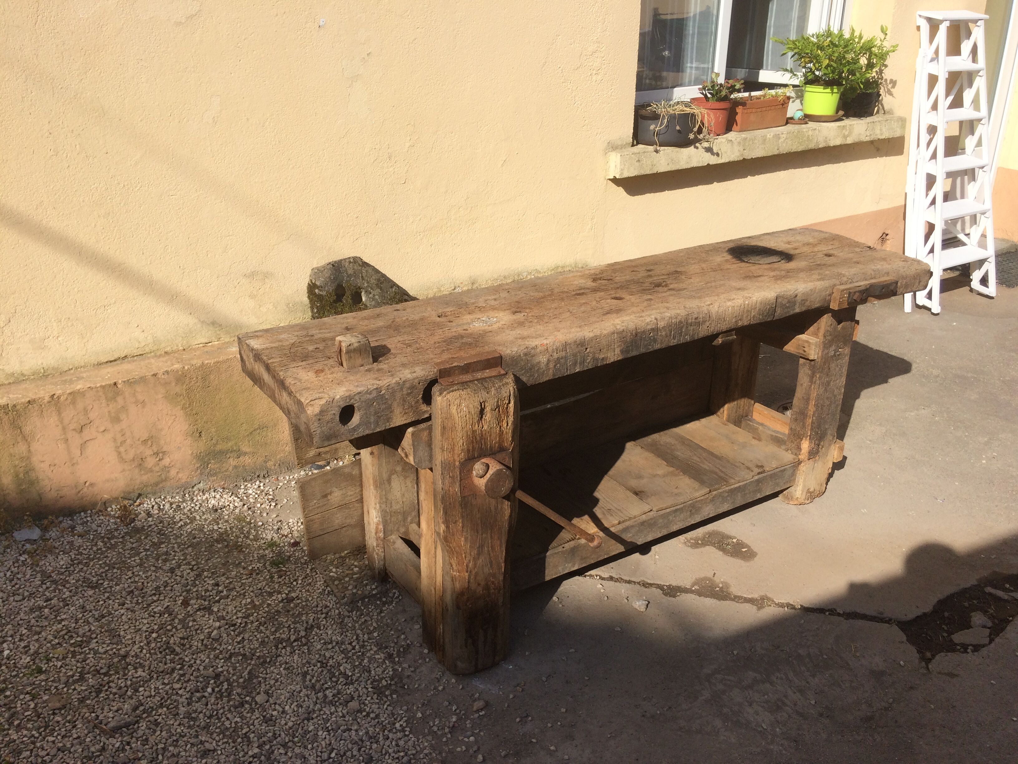 Carpenter workbench