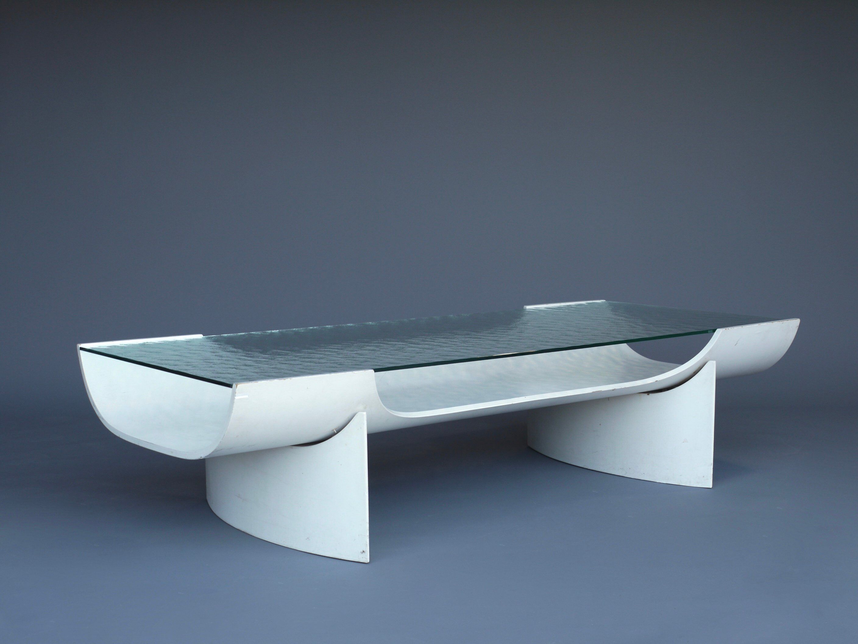 Table basse en contreplaqué et verre années 1960