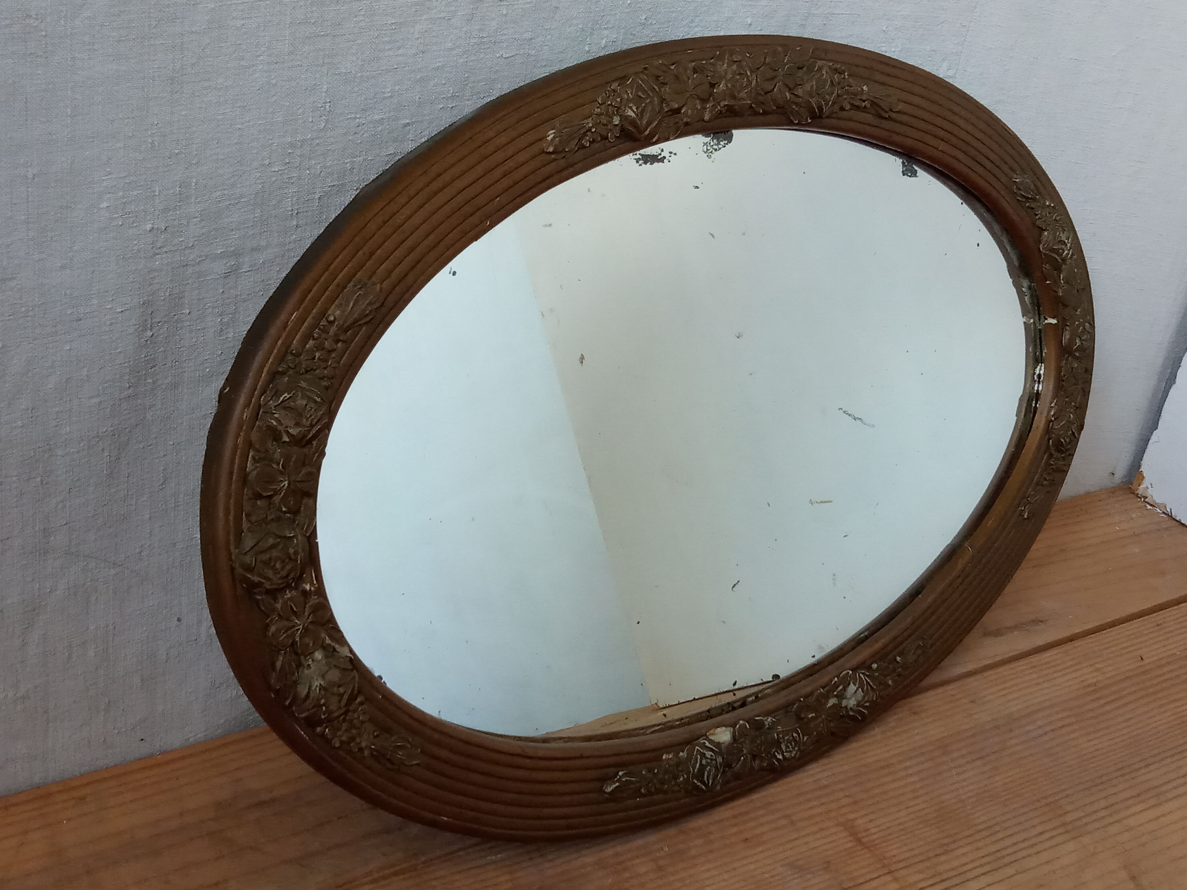 Oval mirror 52x34cm 30/40 years