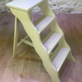 Small stepladder