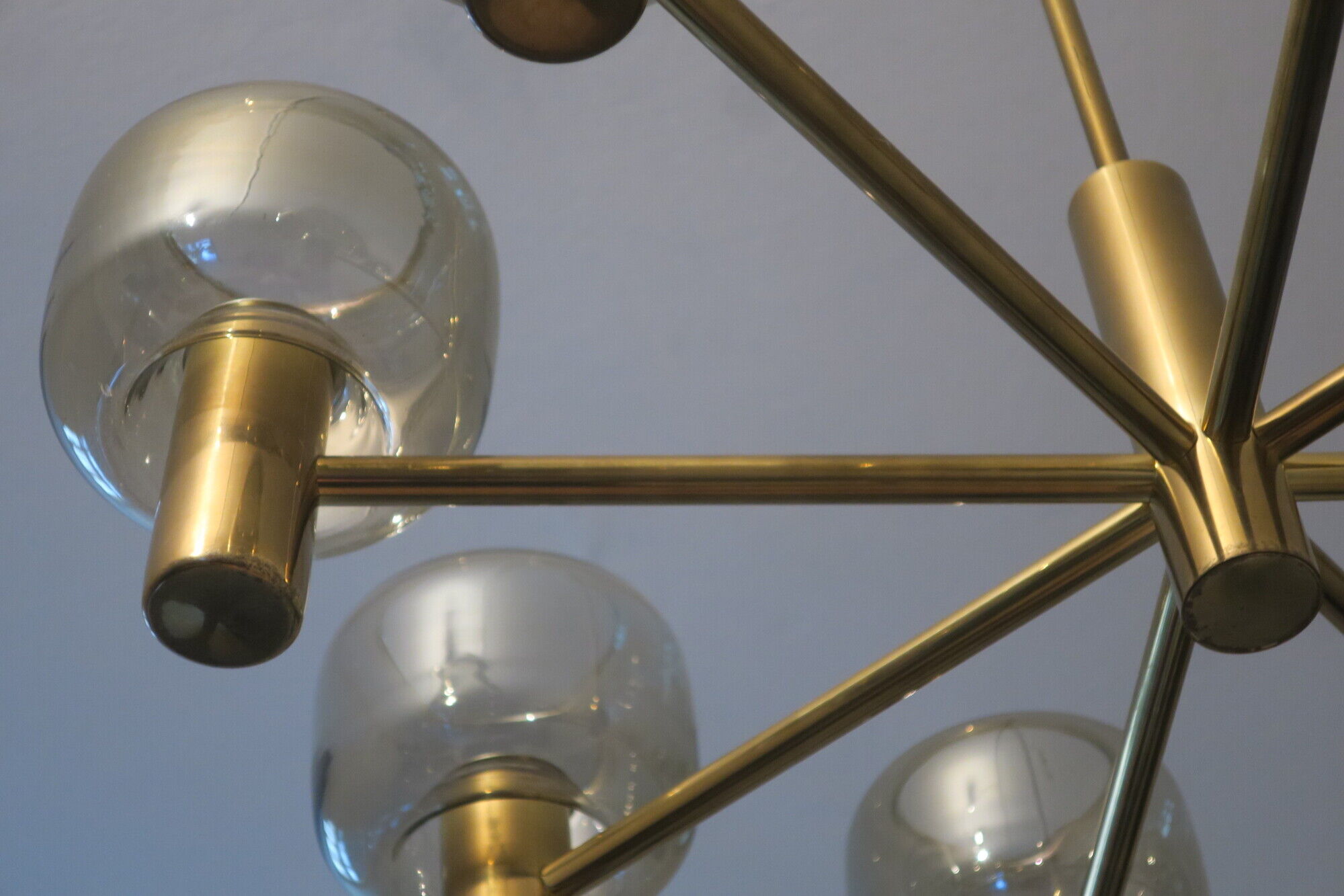 Mid-century 8-arm brass & glass chandelier