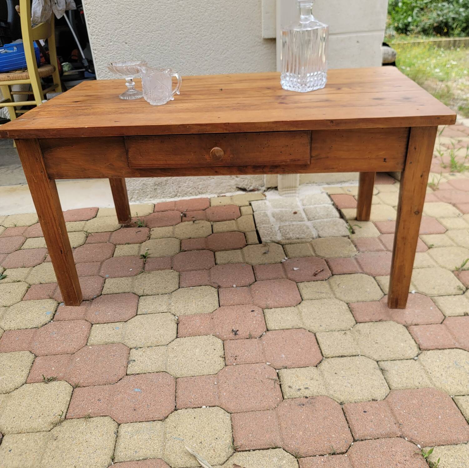 Low farmhouse table