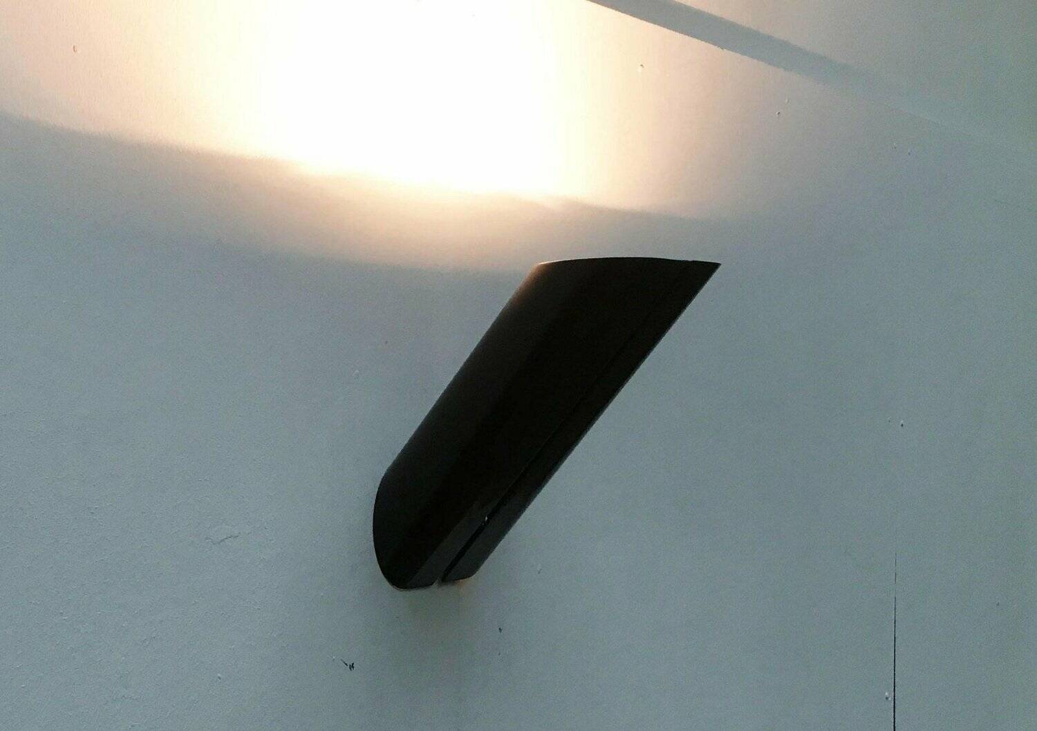 Italian postmodern model Wall lamp Megaron Parete by Gianfranco Frattini for Artemide, 1970s