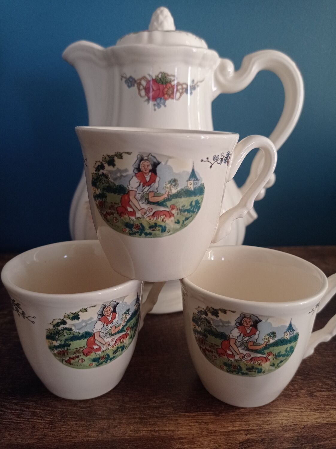 Cafetière et tasses de Sarreguemines modèle Obernai