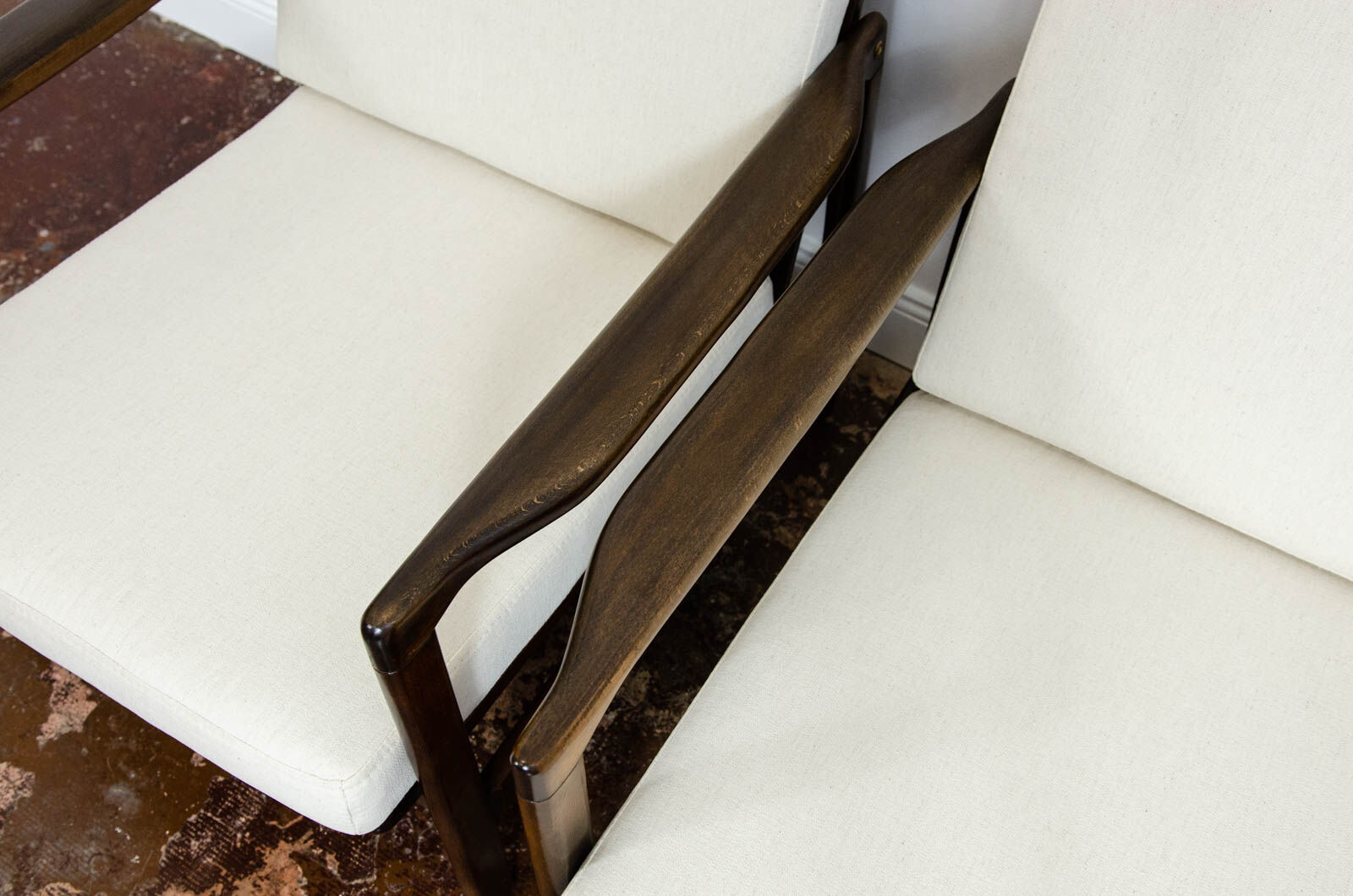 Paire de fauteuils B-7522 par Zenon Bączyk