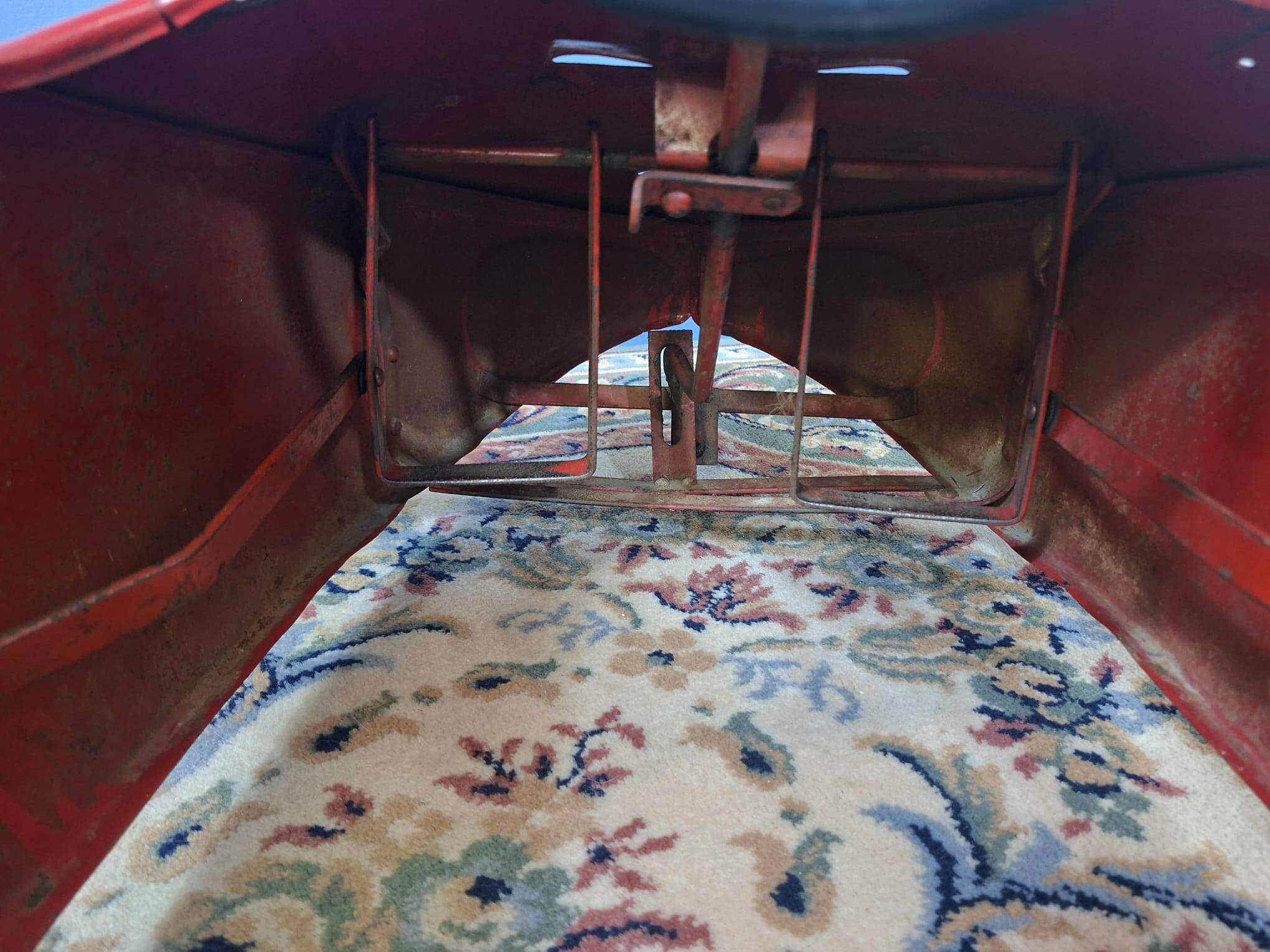 Pedal car