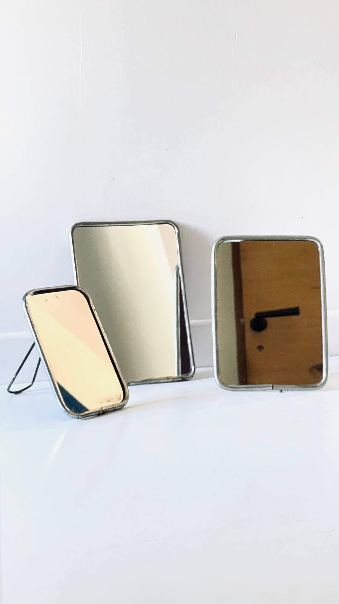 Collection de 3 miroirs barbier vintage