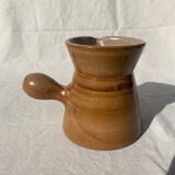 Small stoneware pitcher / saucier