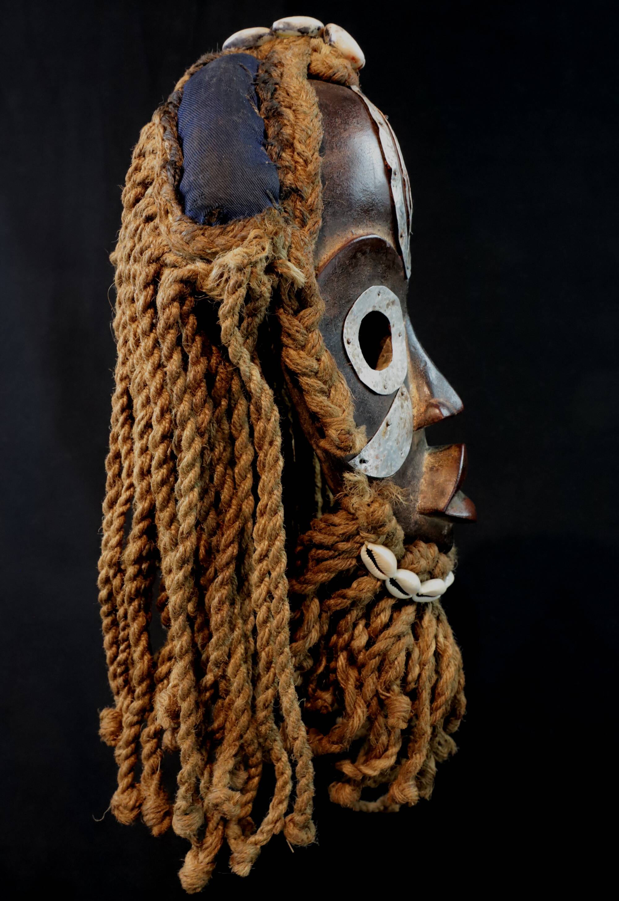 Dan Singer Mask - Ivory Coast - 38 Cms