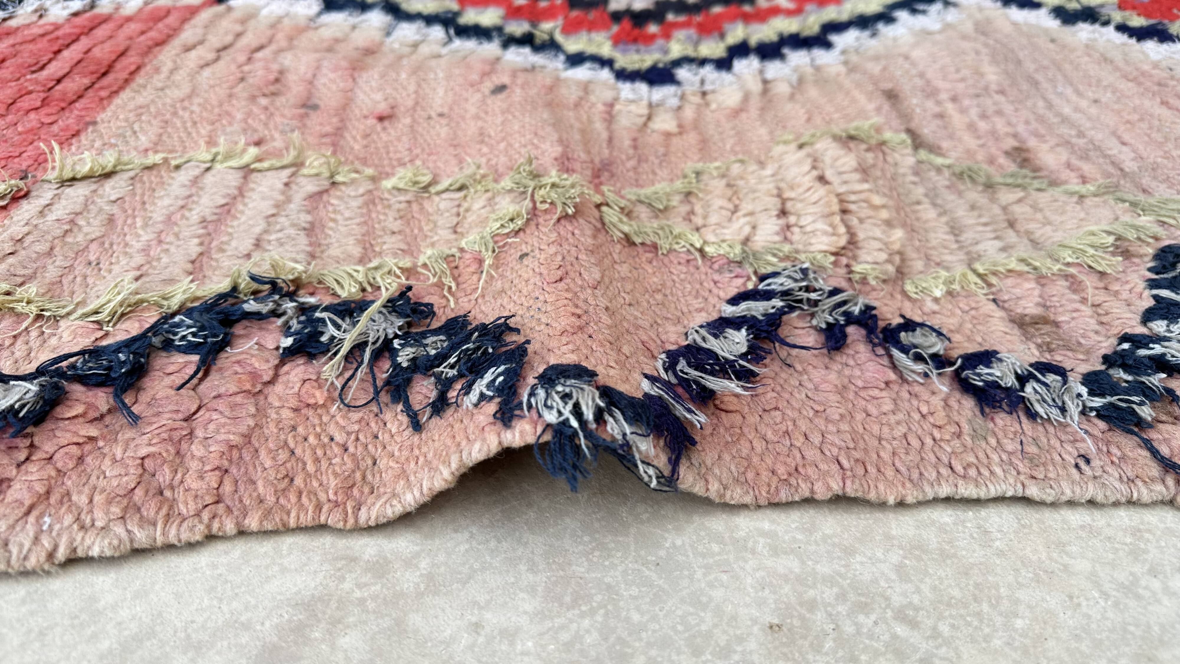 Moroccan carpet boujad pink - 102 x 300 cm