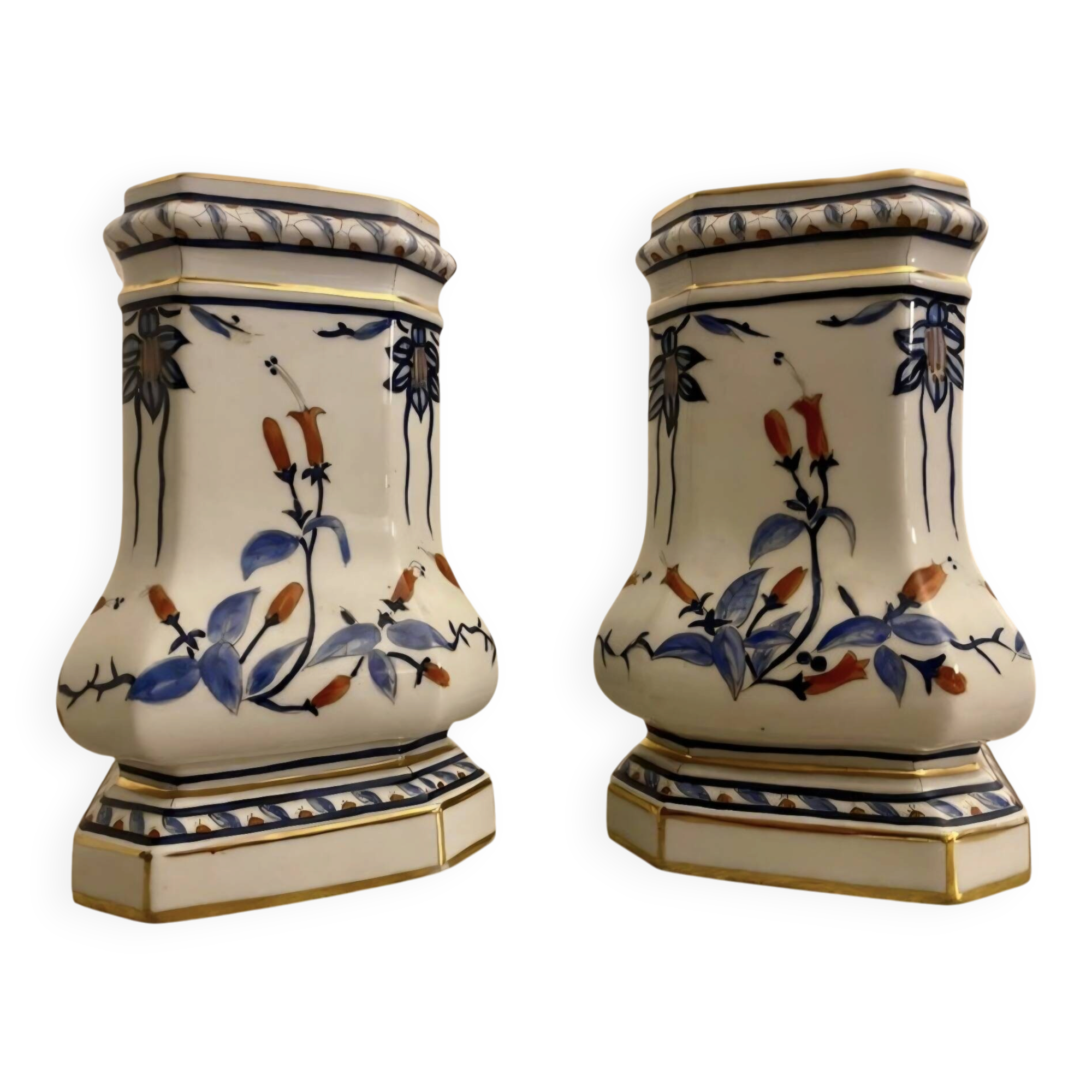 Pair of Kutani Eisen Vases - Porcelain - Showa Period (1926-1989)