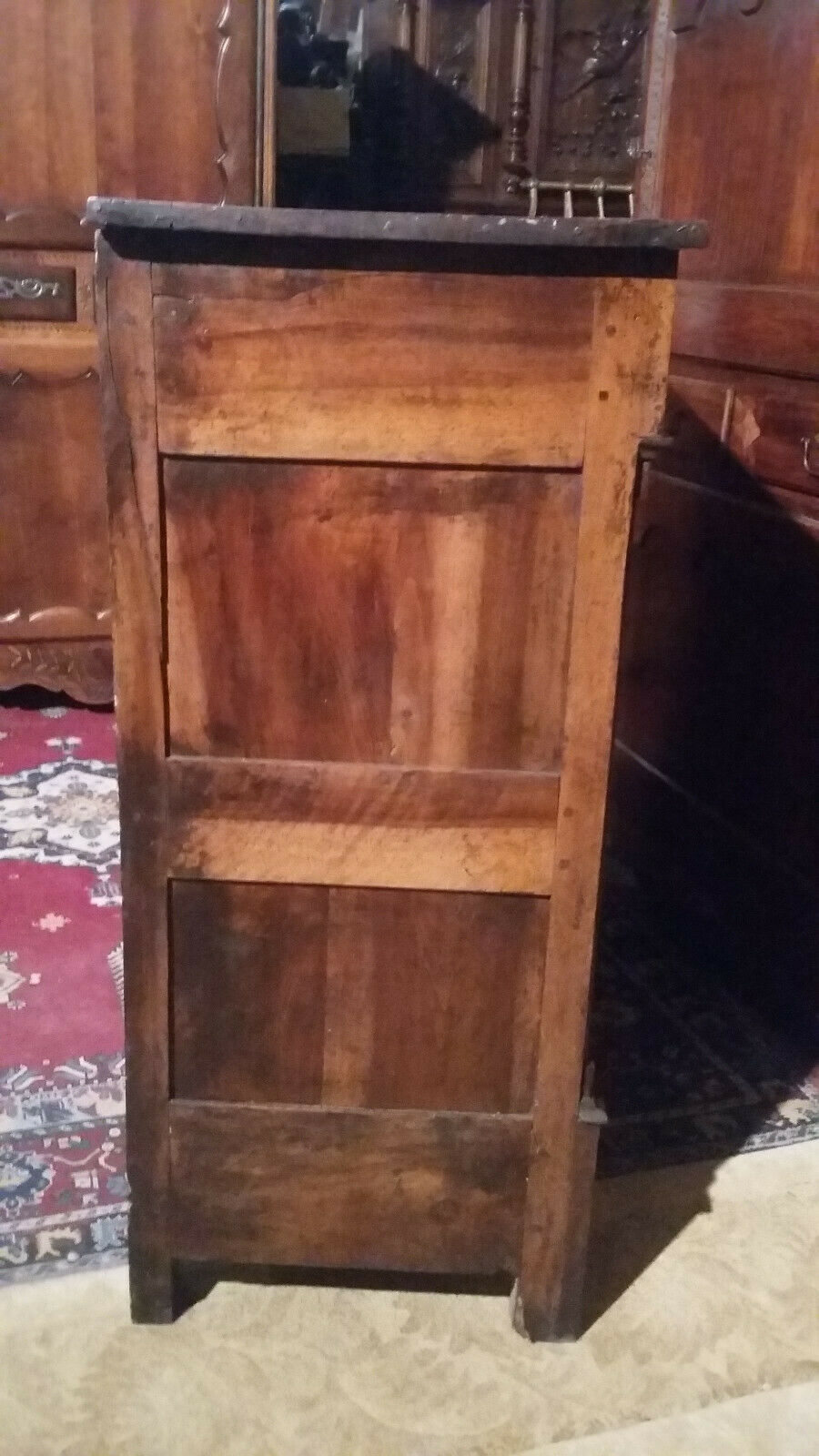 Buffet support in walnut empire era