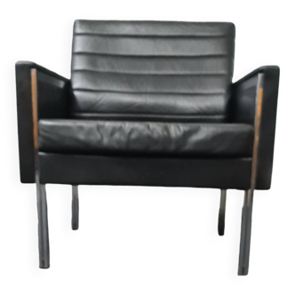 Vintage black leather arm chair by Stoll Geroflex