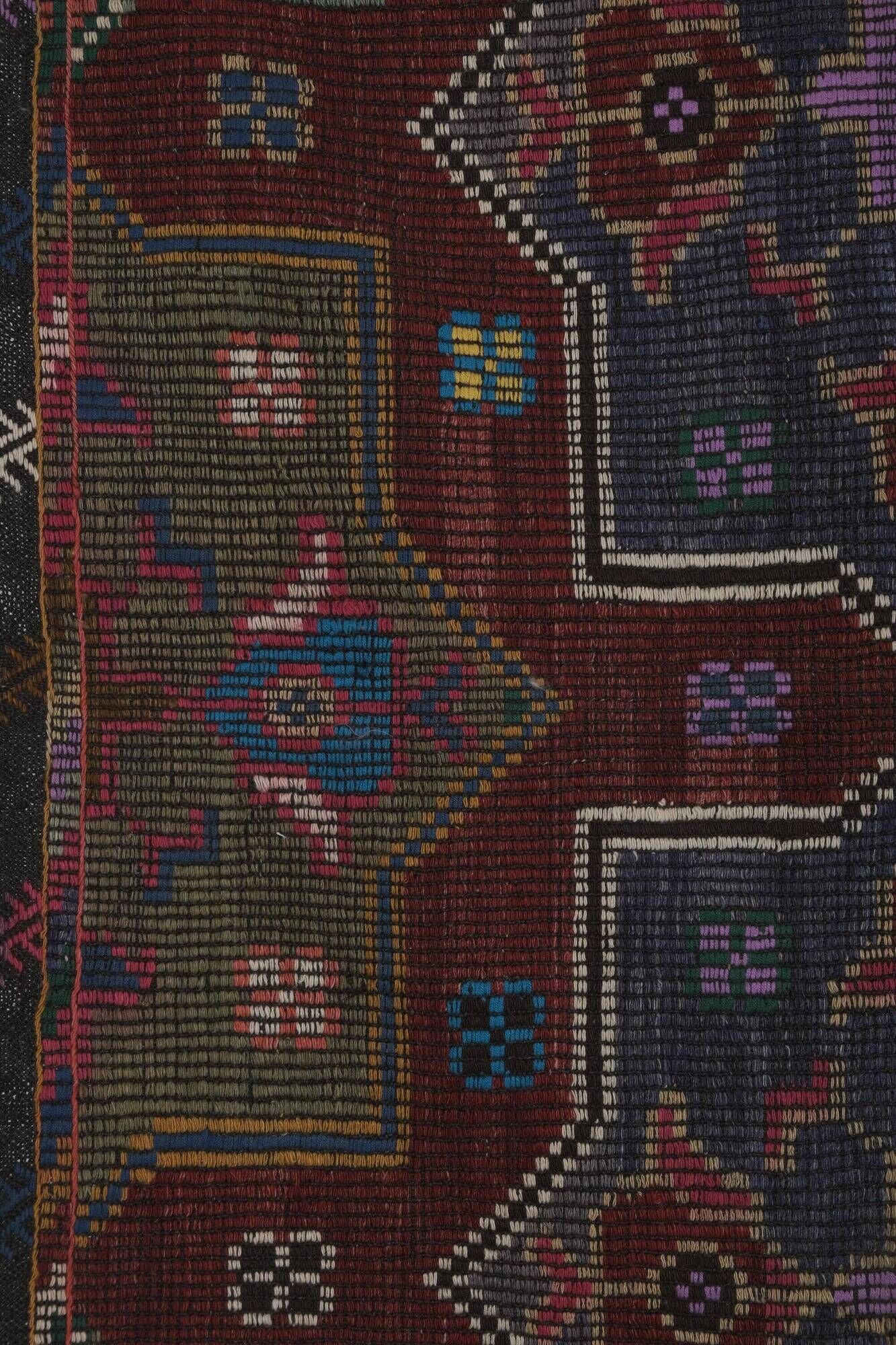 Vintage Turkish kilim, handwoven, 175x251 cm.