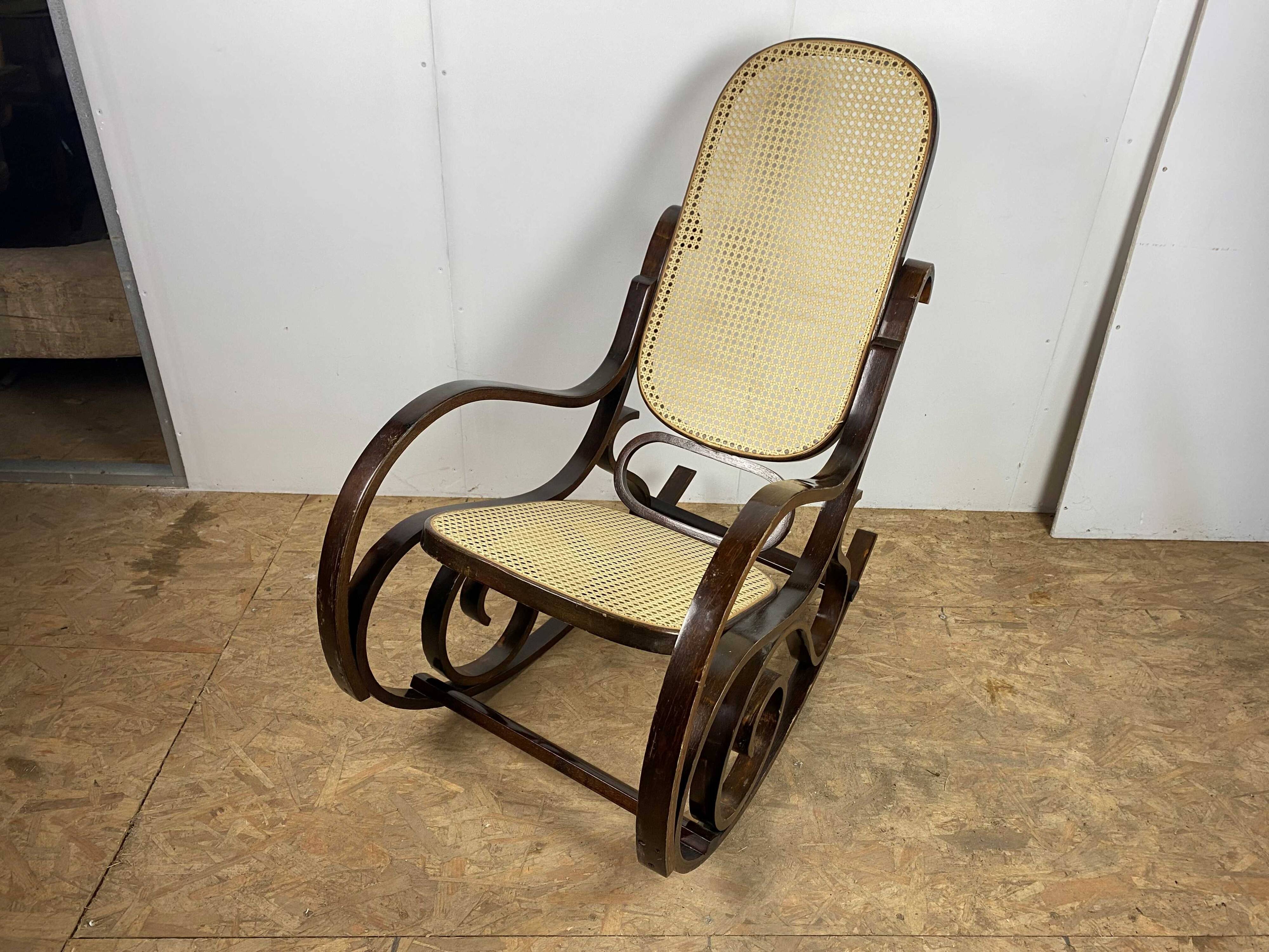 Rocking Chair in wood and canework, vintage 1970s