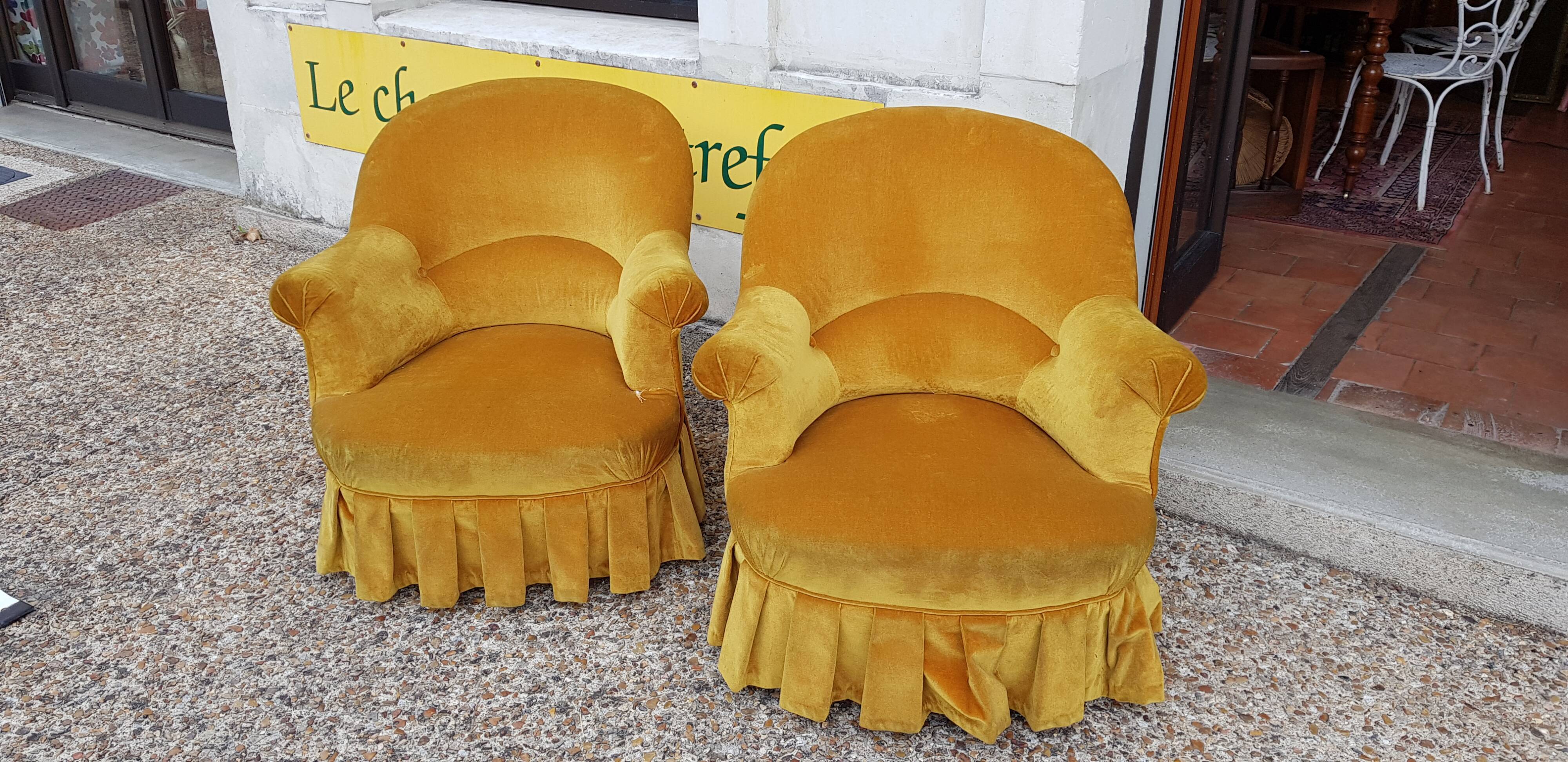 Pair of toad armchairs