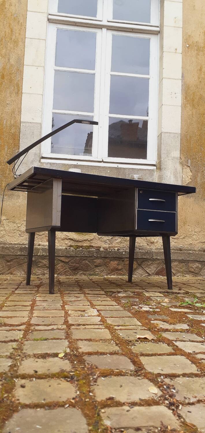 Strafor industrial metal desk, 1960s