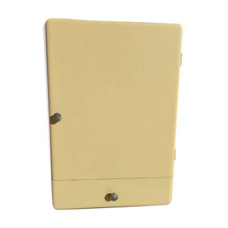 Medicine cabinet