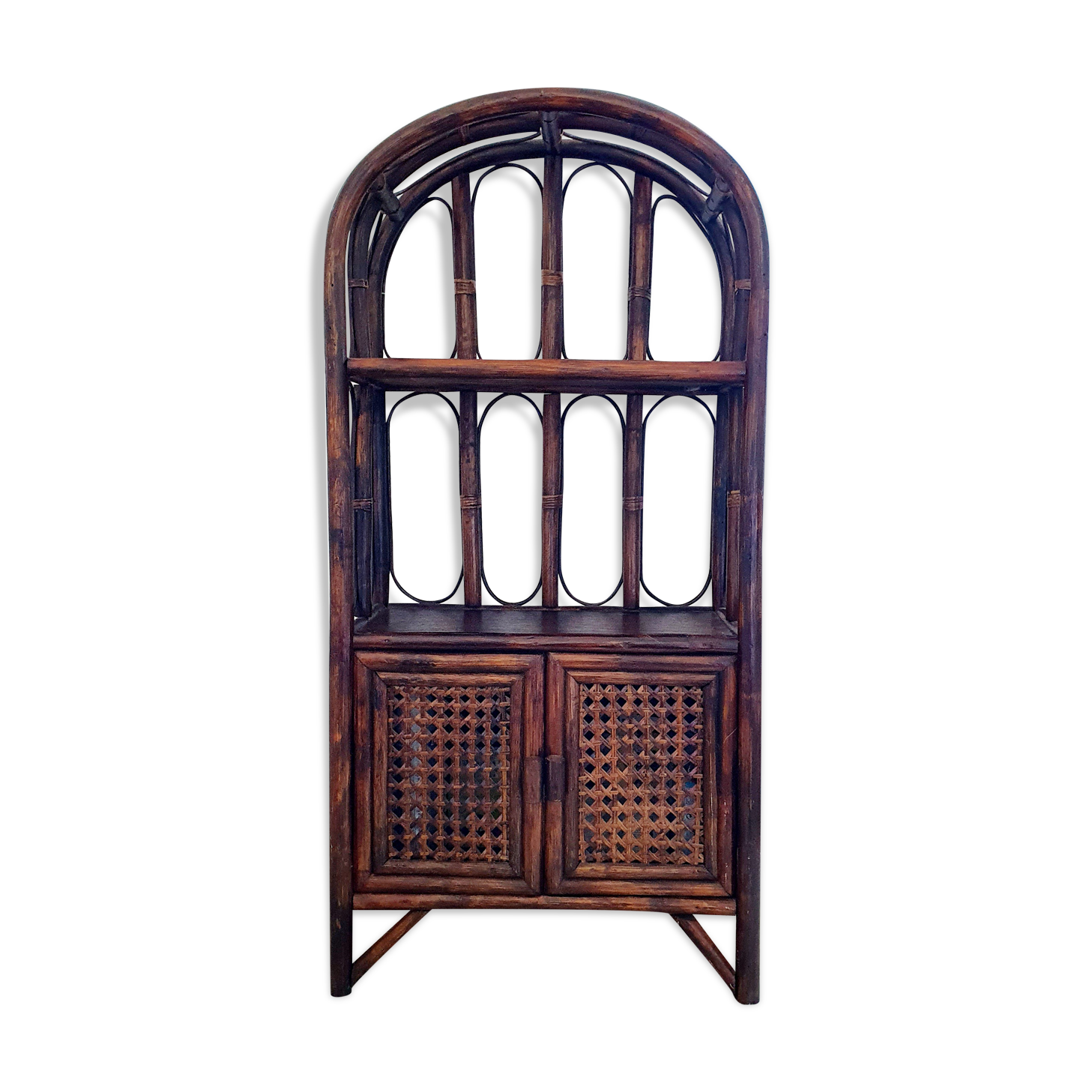 Rattan floor shelf and cannage from the 70s