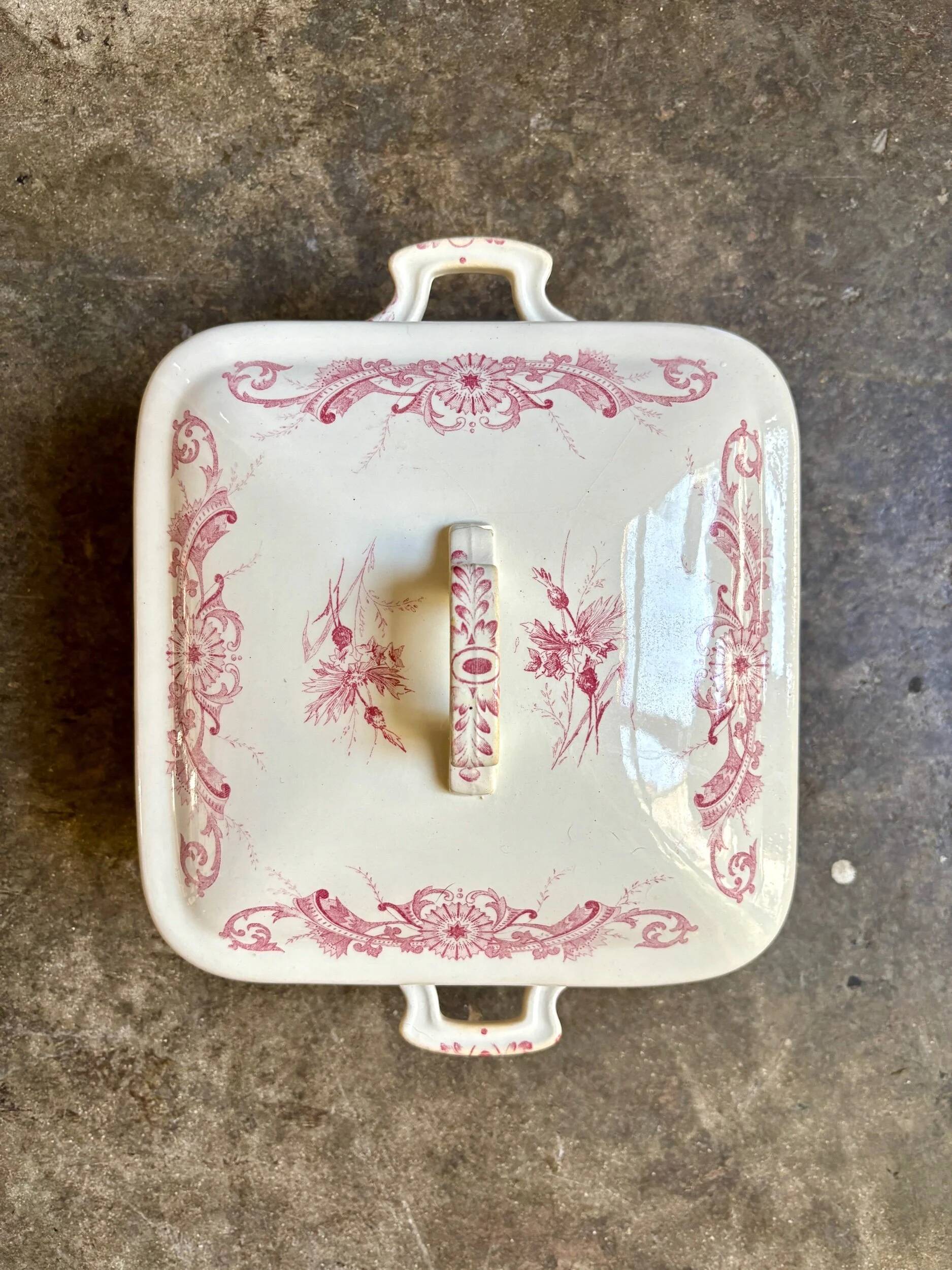 Creil & Montereau square vegetable tureen in ironware, "Centaurée" service