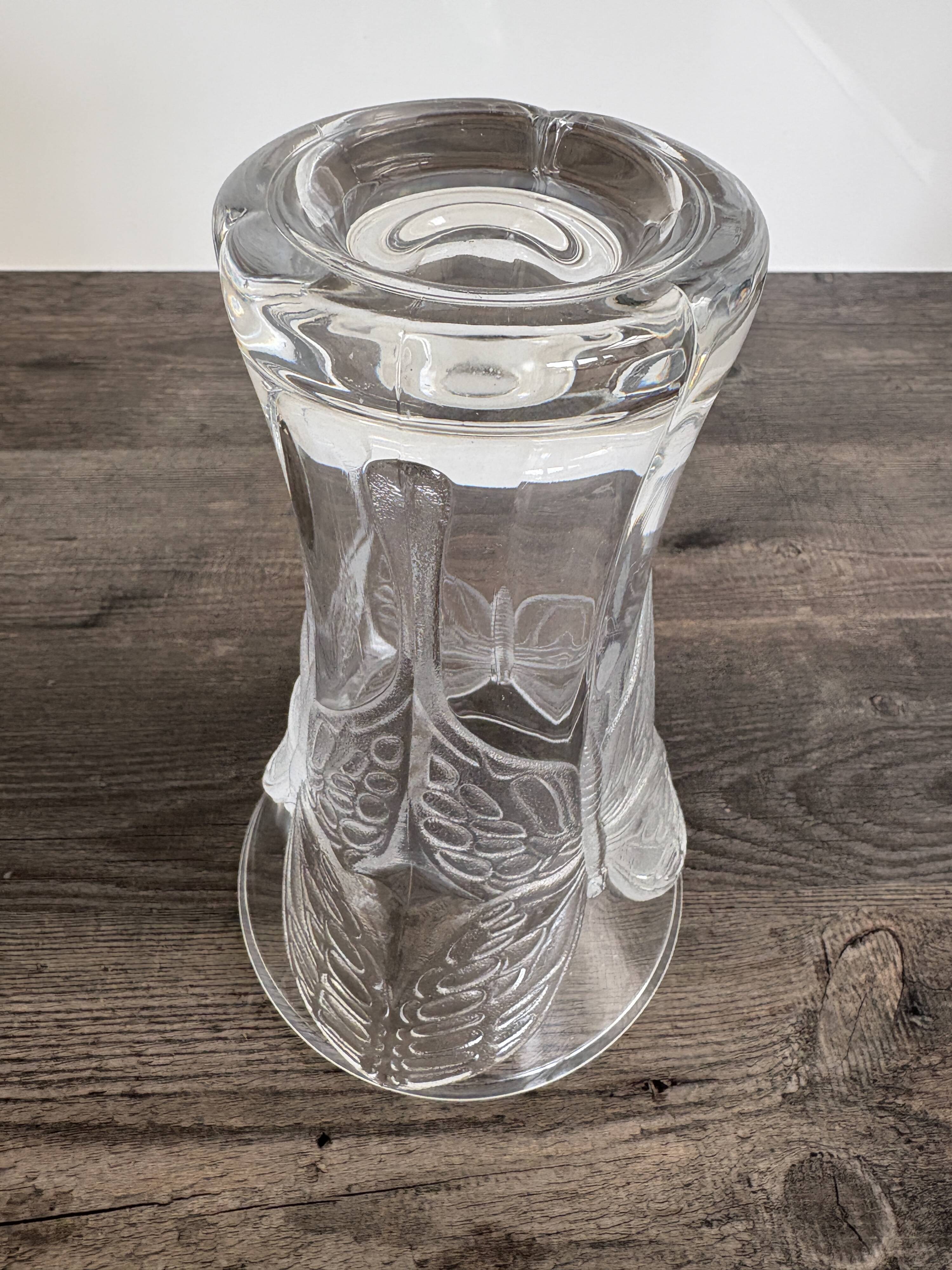 Vase aux papillons